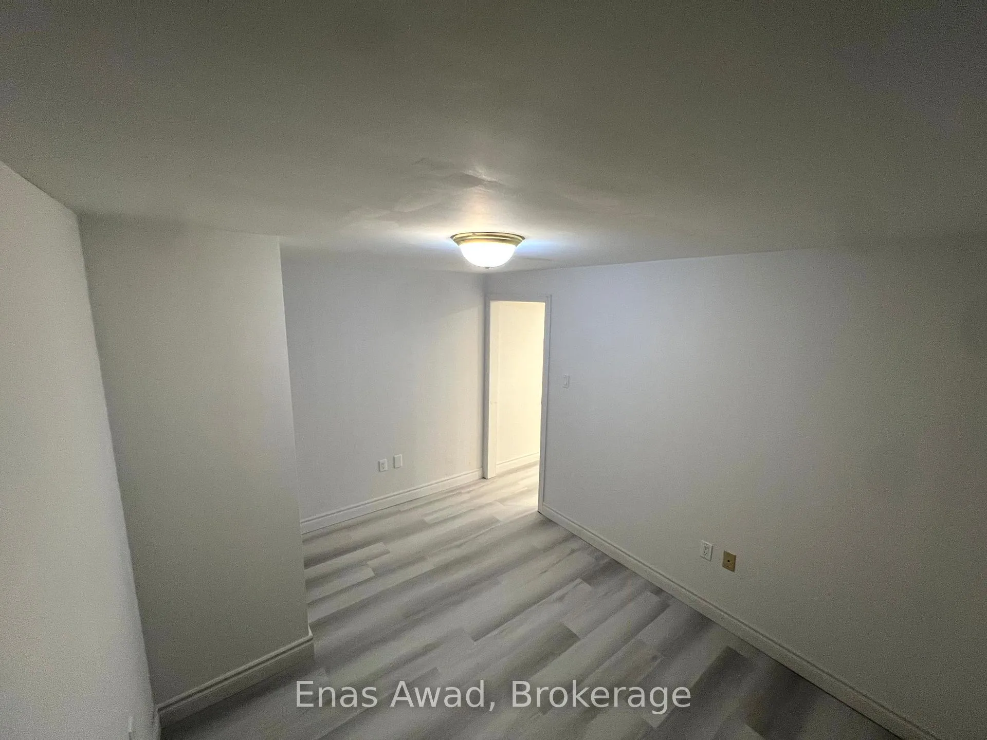 Photo 12 of 1402 Clearview Drive, Peterborough, Monaghan Ward 2 — HOMEH