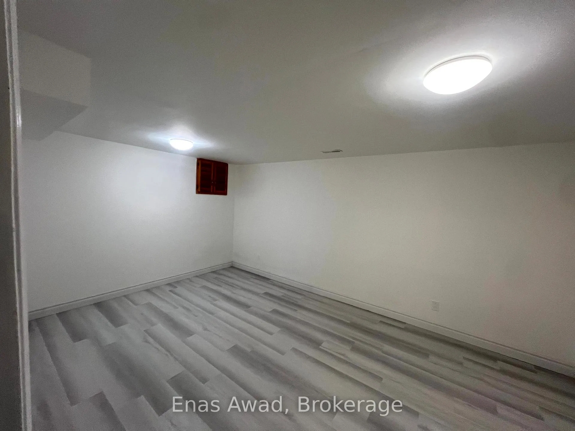 Photo 15 of 1402 Clearview Drive, Peterborough, Monaghan Ward 2 — HOMEH