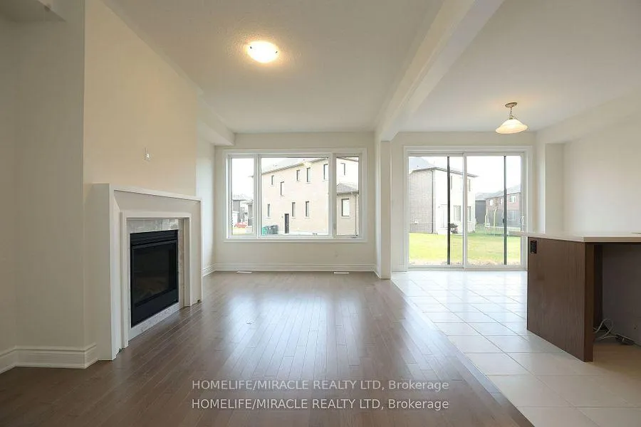 Photo 4 of 11 Calabria Drive, Caledon, Rural Caledon — HOMEH