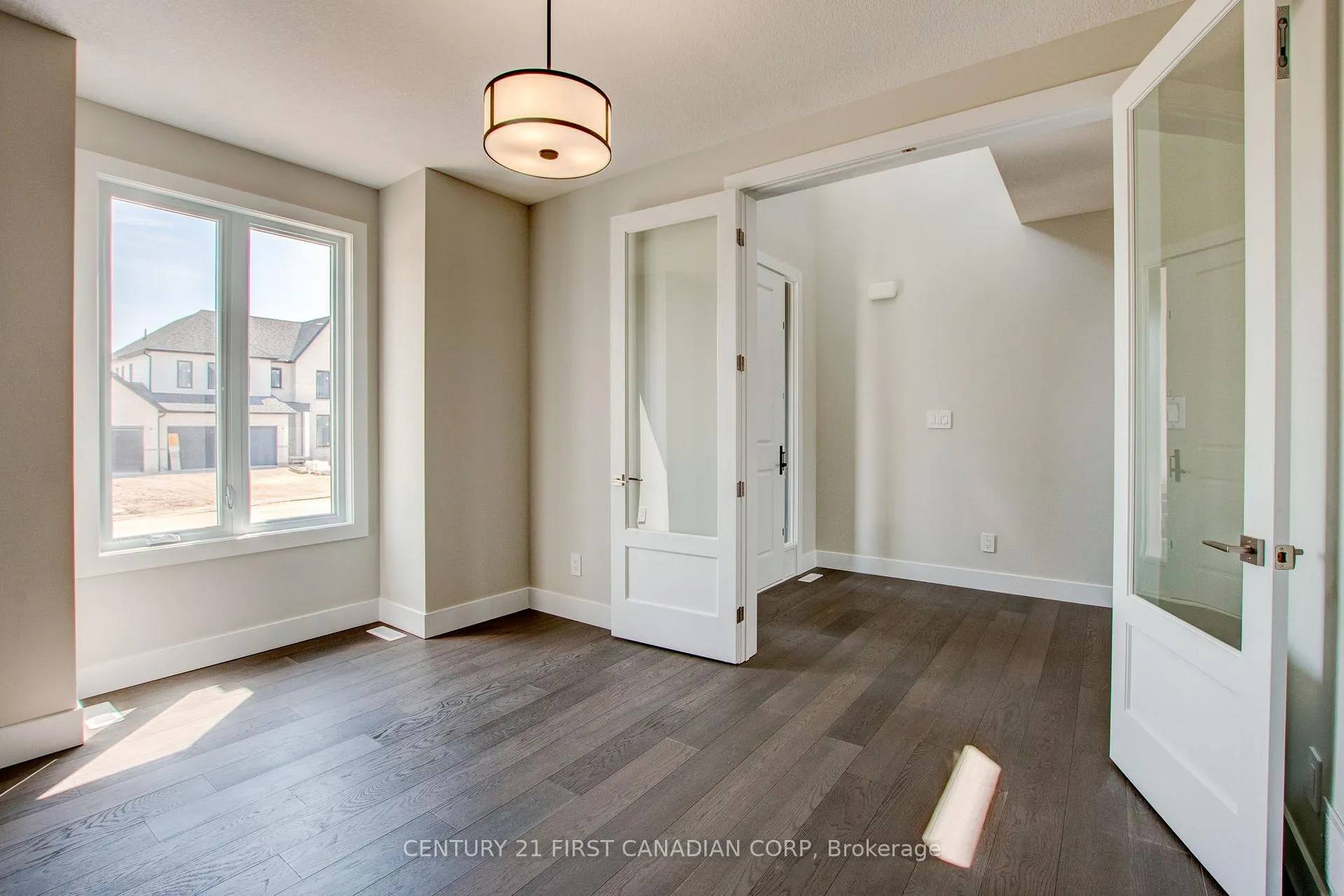 Photo 5 of 100 Aspen Circle, Thames Centre, Thorndale — HOMEH