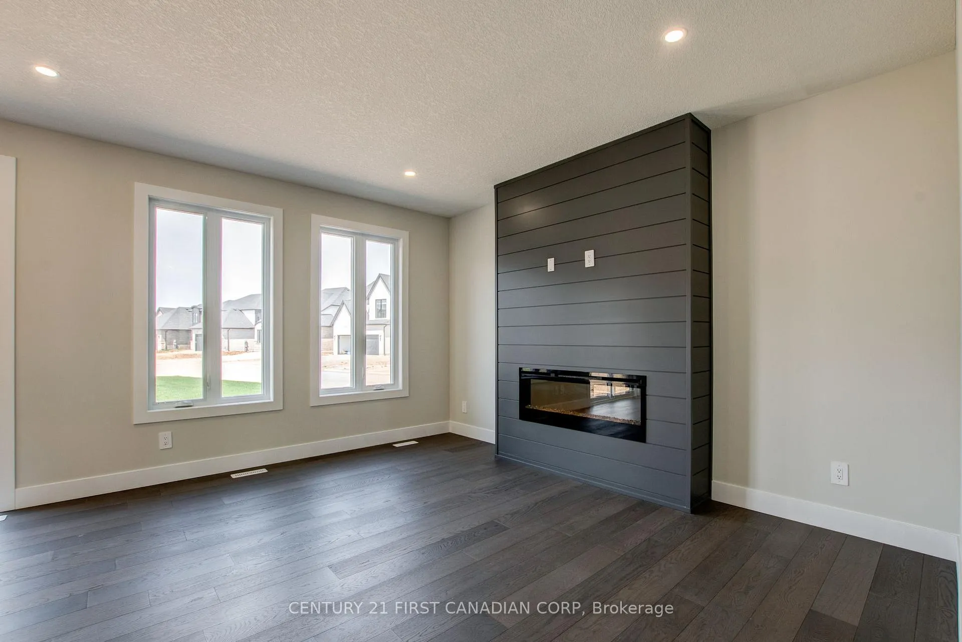 Photo 11 of 100 Aspen Circle, Thames Centre, Thorndale — HOMEH