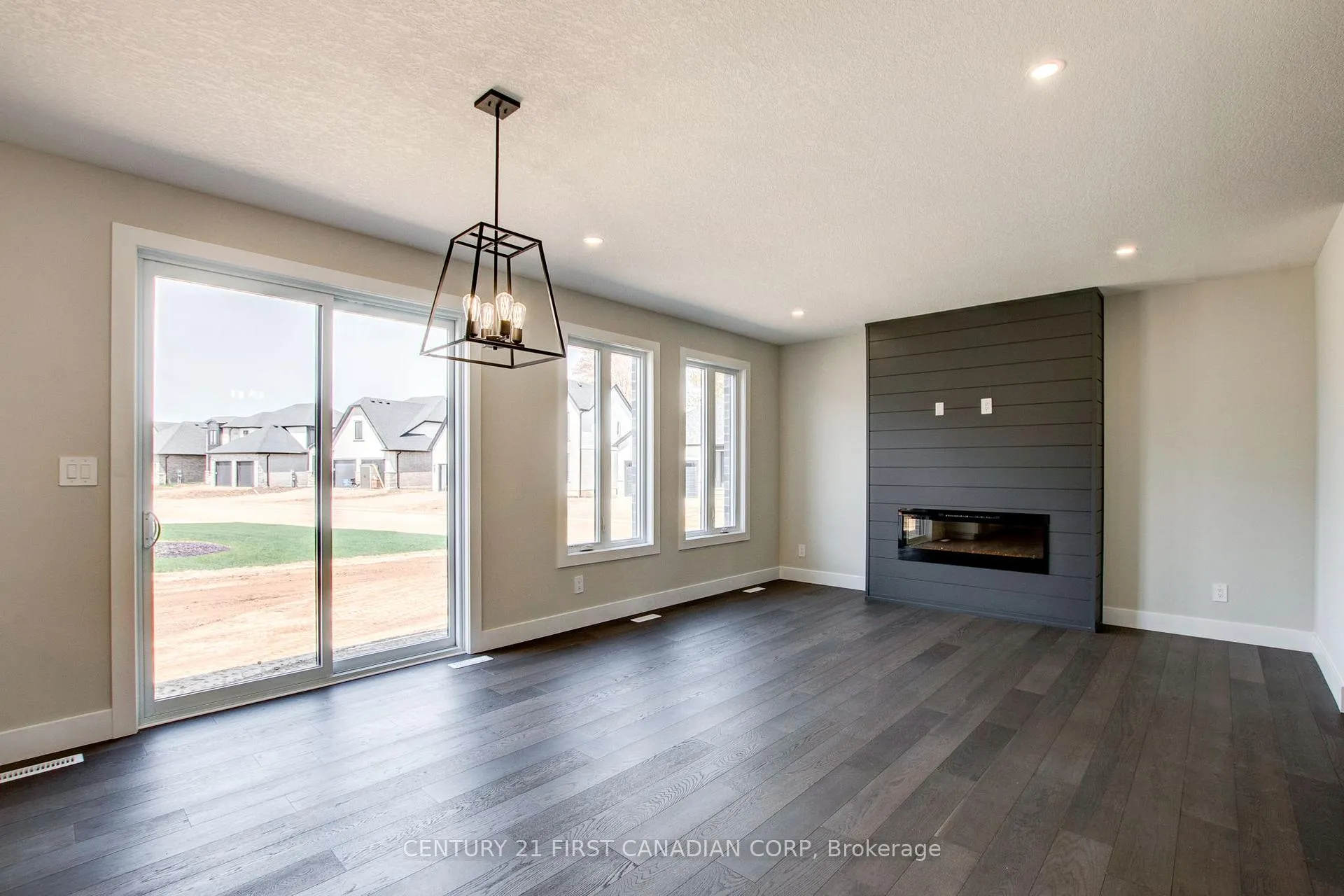 Photo 19 of 100 Aspen Circle, Thames Centre, Thorndale — HOMEH