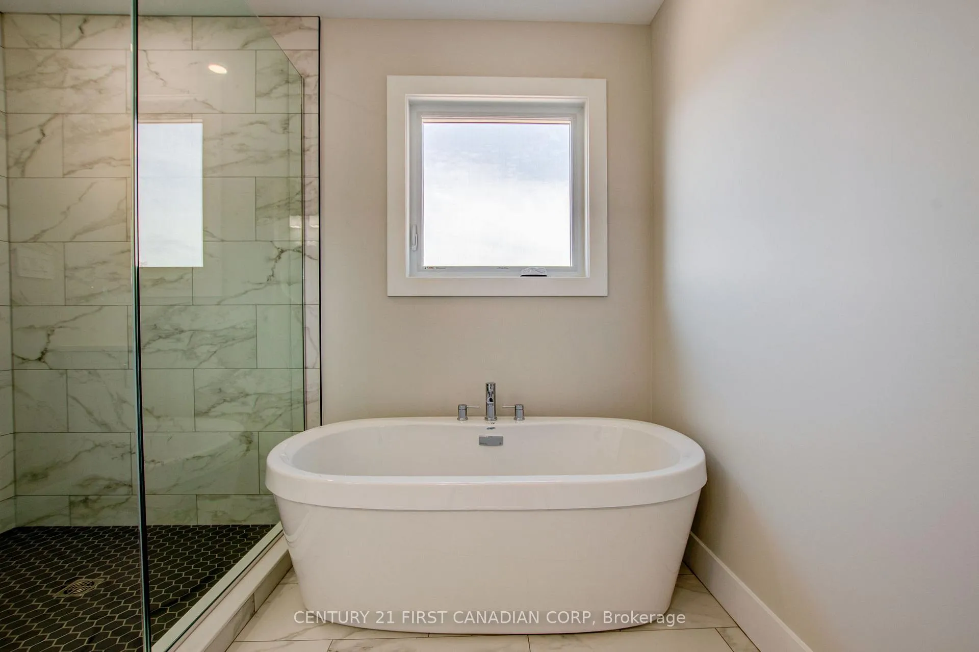 Photo 29 of 100 Aspen Circle, Thames Centre, Thorndale — HOMEH