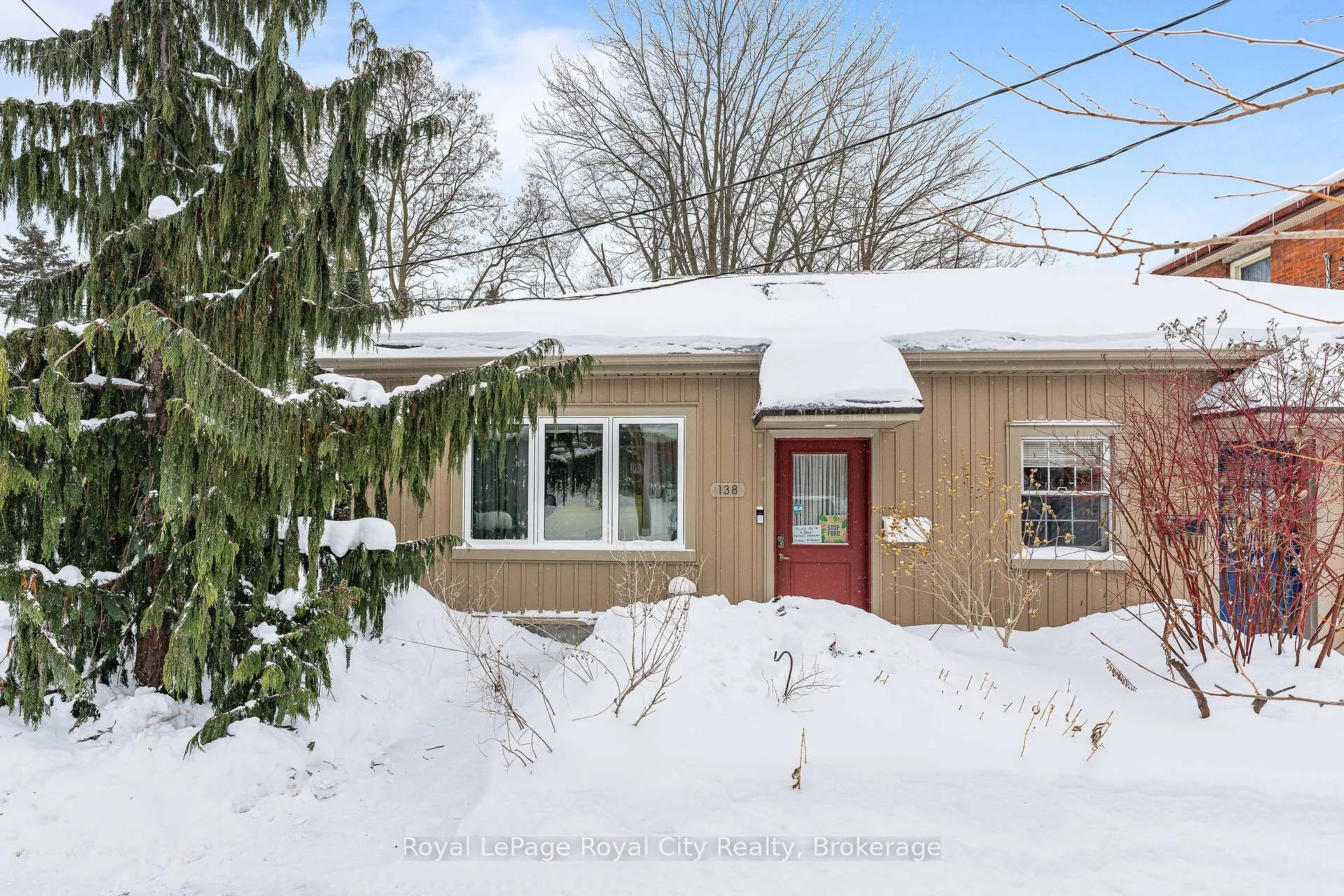 Photo 2 of 138 Arthur Street N, Guelph, St. George's — HOMEH