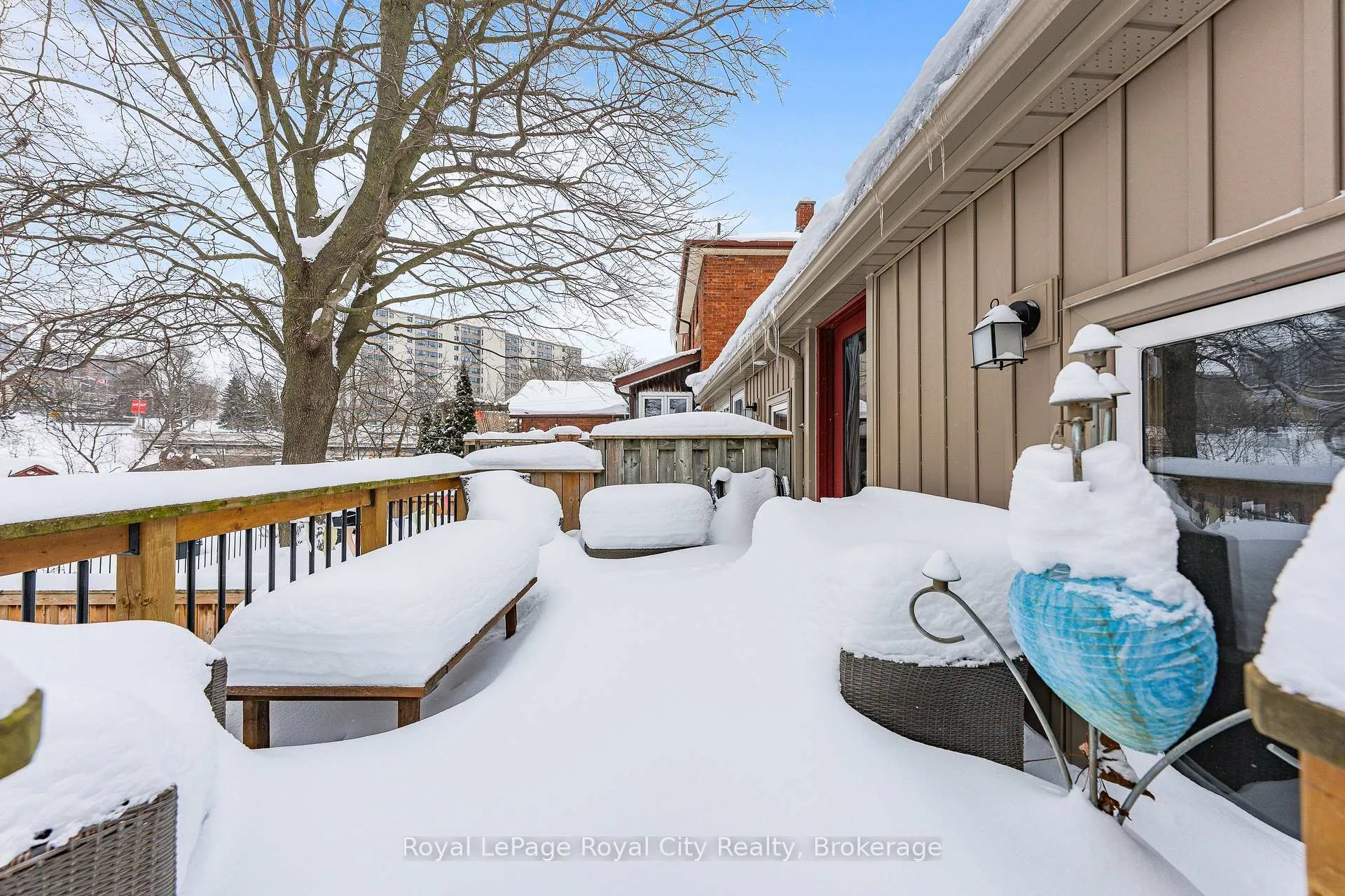 Photo 15 of 138 Arthur Street N, Guelph, St. George's — HOMEH