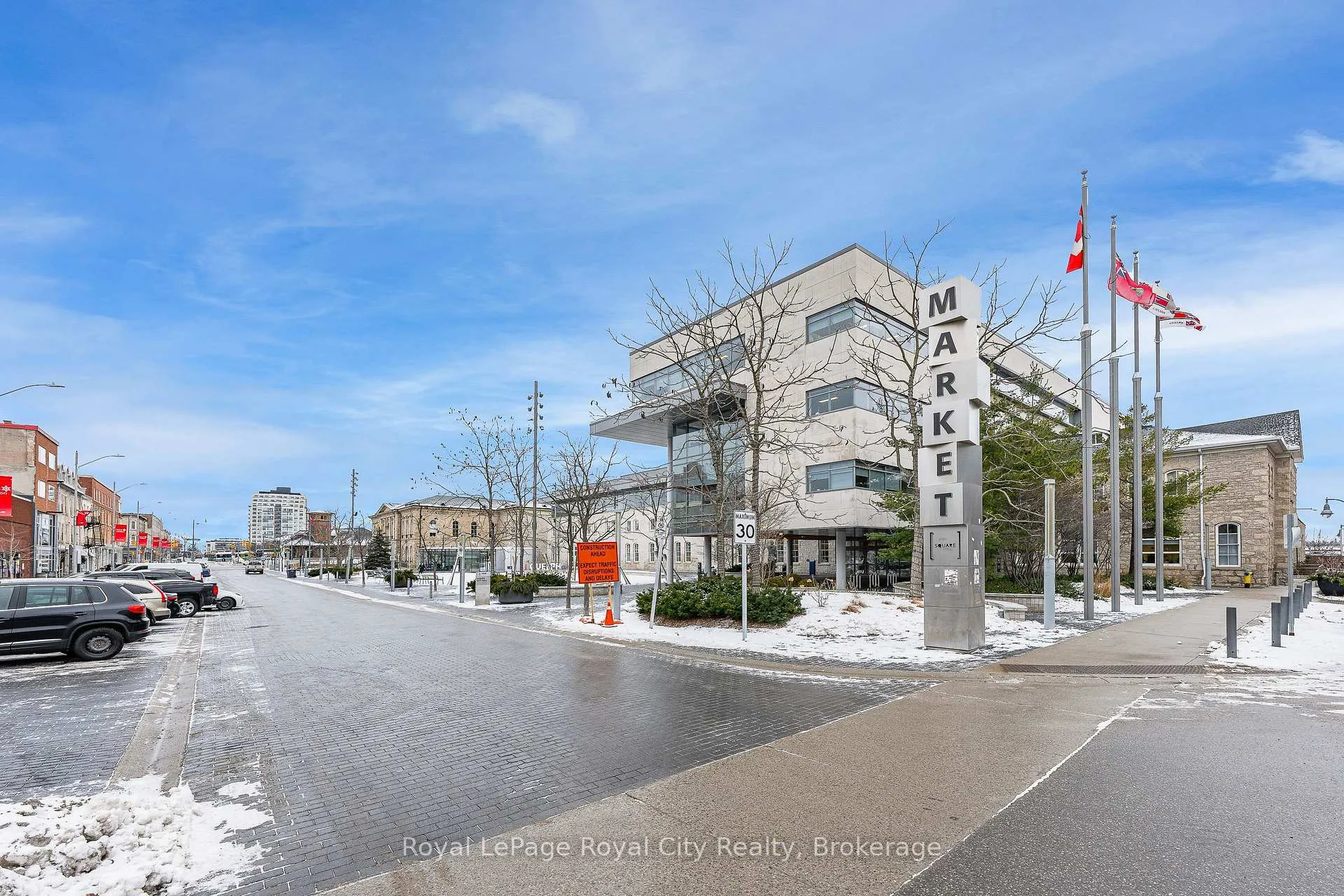 Photo 21 of 138 Arthur Street N, Guelph, St. George's — HOMEH