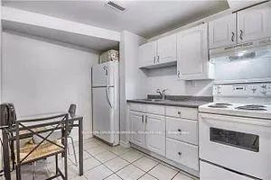 Photo 13 of 47 Riviera Drive, Vaughan, Glen Shields — HOMEH