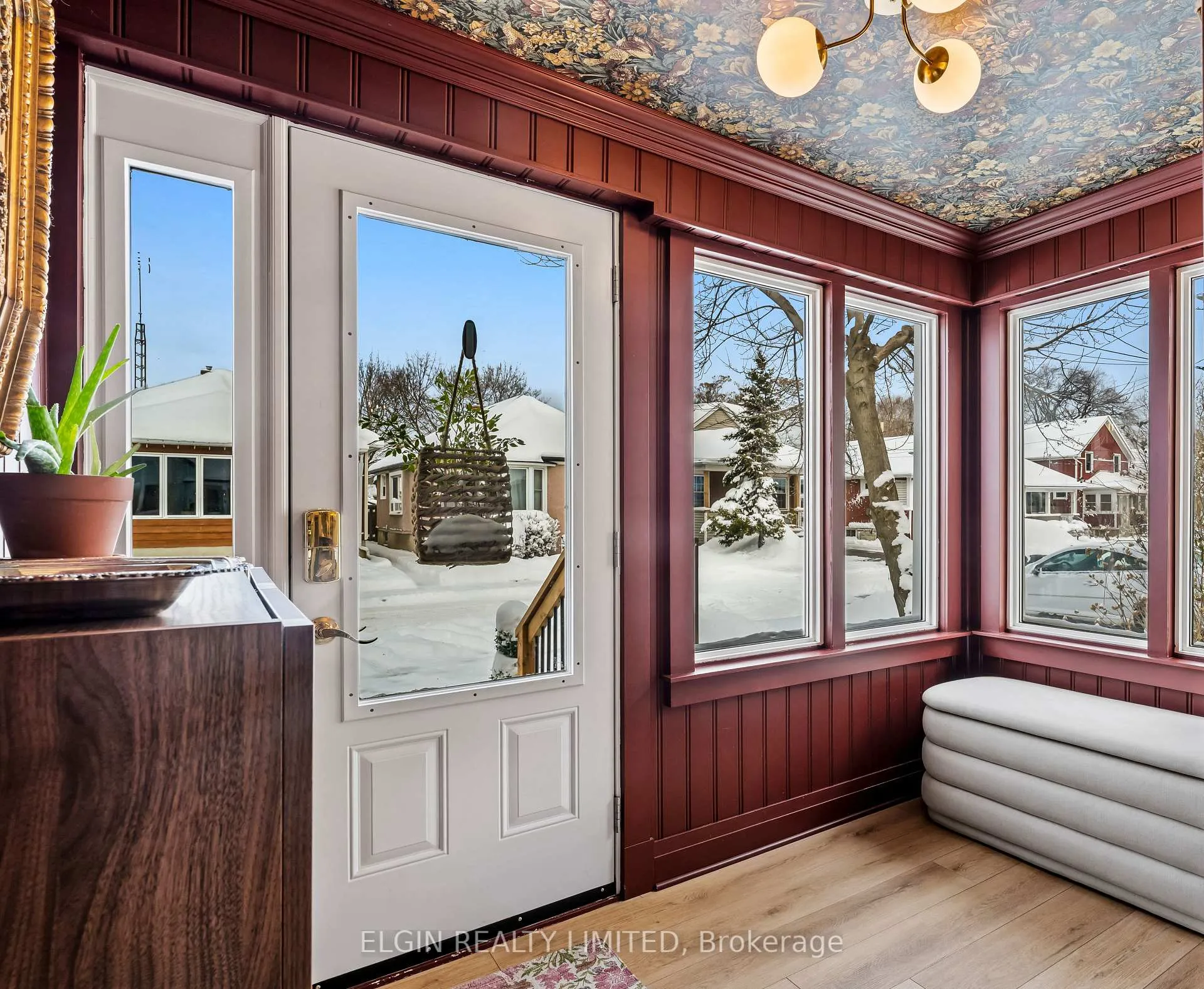 Photo 6 of 84 Pleasant Avenue, St. Catharines, Downtown — HOMEH
