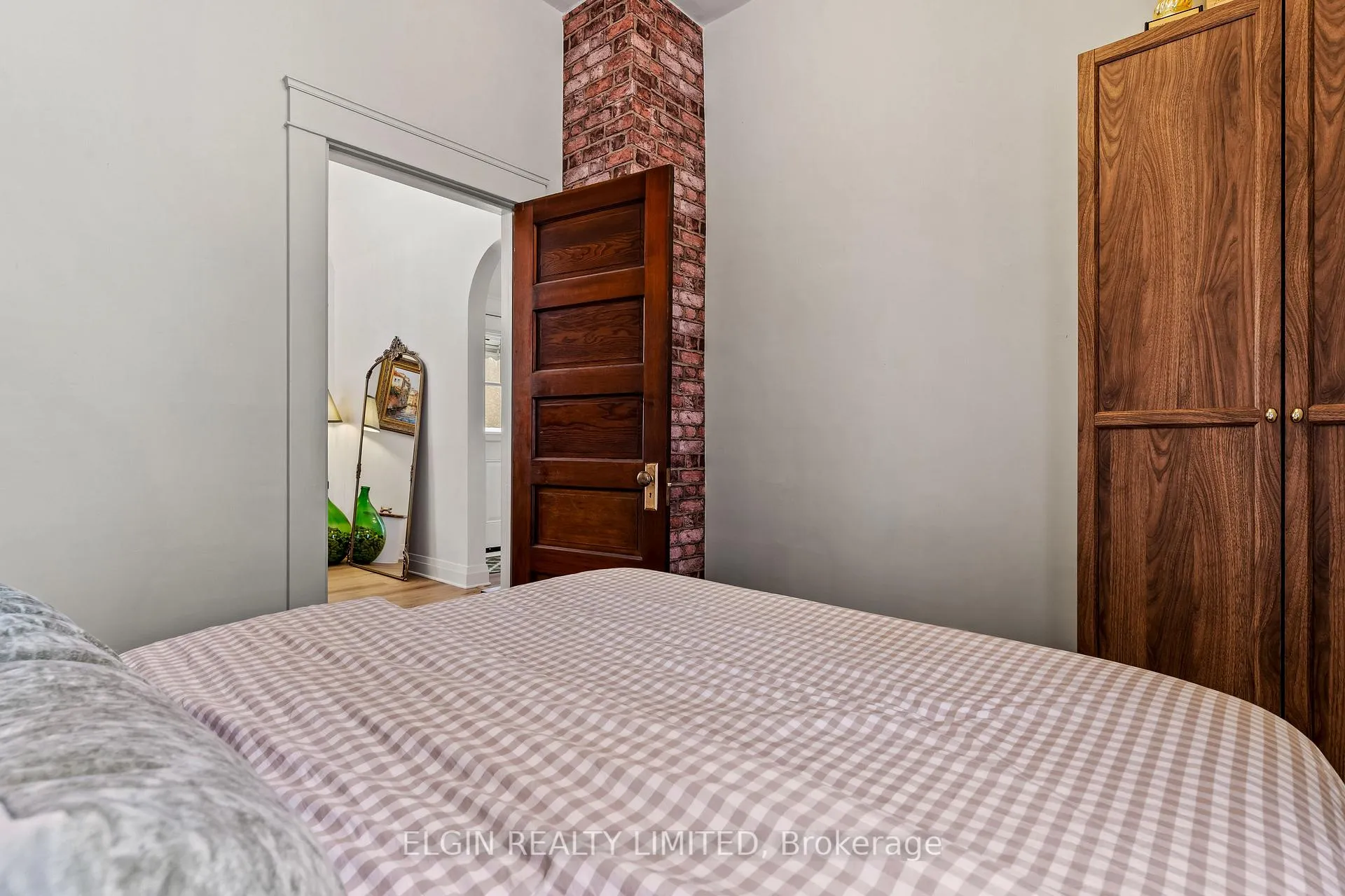 Photo 20 of 84 Pleasant Avenue, St. Catharines, Downtown — HOMEH