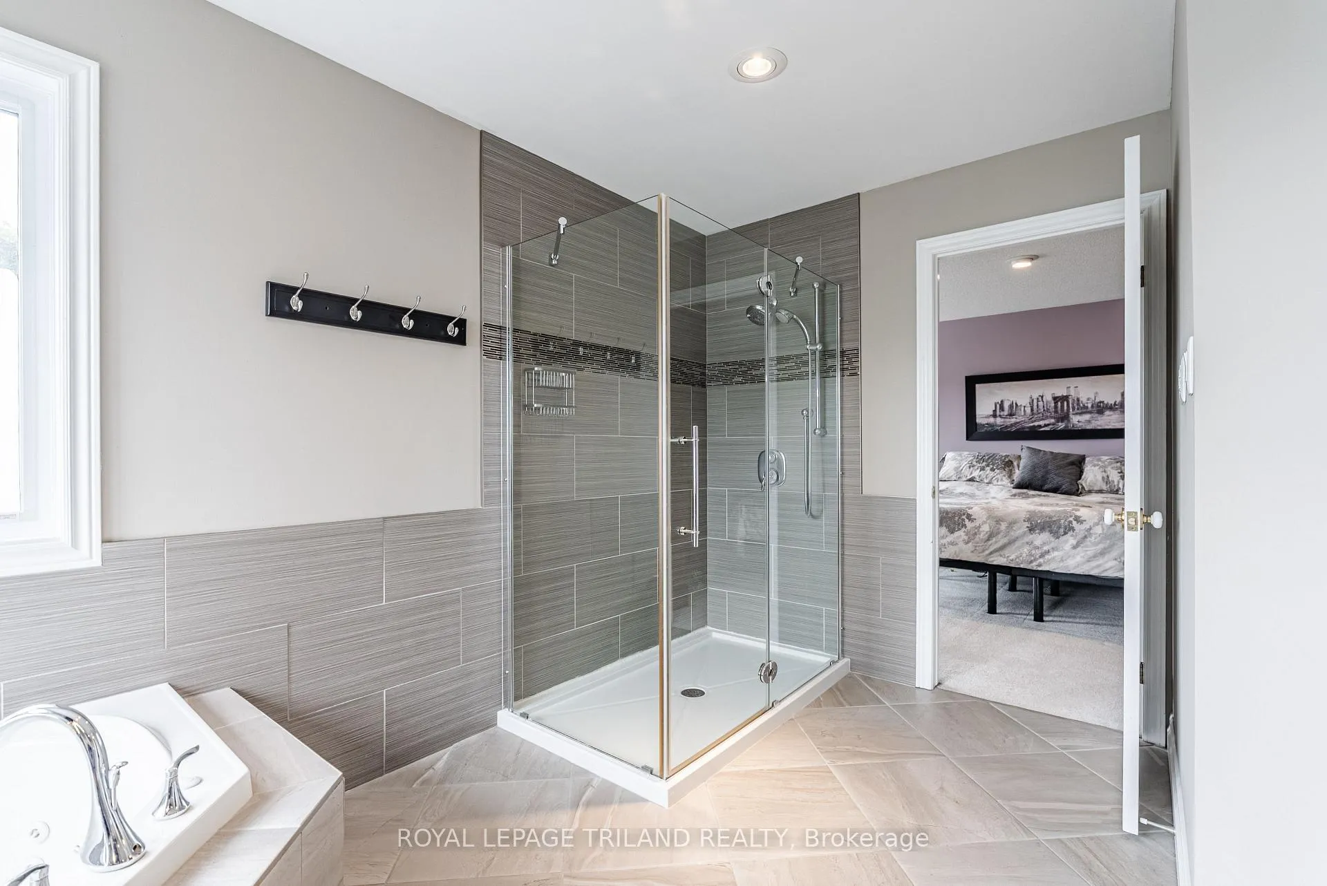 Photo 18 of 47 Manley Drive, Thames Centre, Rural Thames Centre — HOMEH