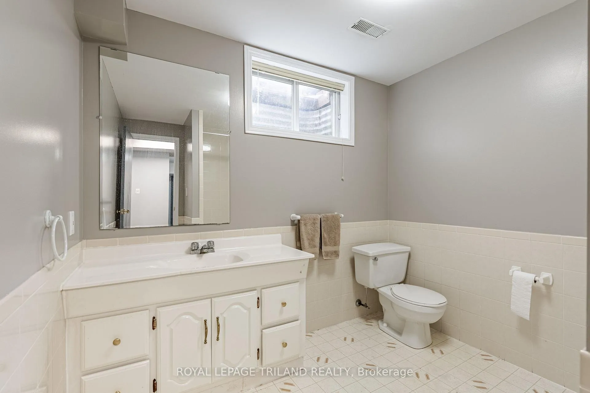 Photo 25 of 47 Manley Drive, Thames Centre, Rural Thames Centre — HOMEH