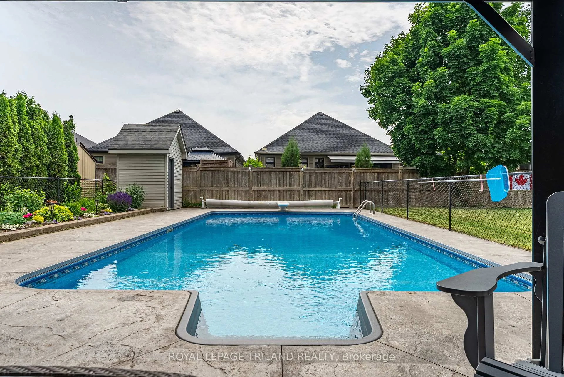 Photo 36 of 47 Manley Drive, Thames Centre, Rural Thames Centre — HOMEH