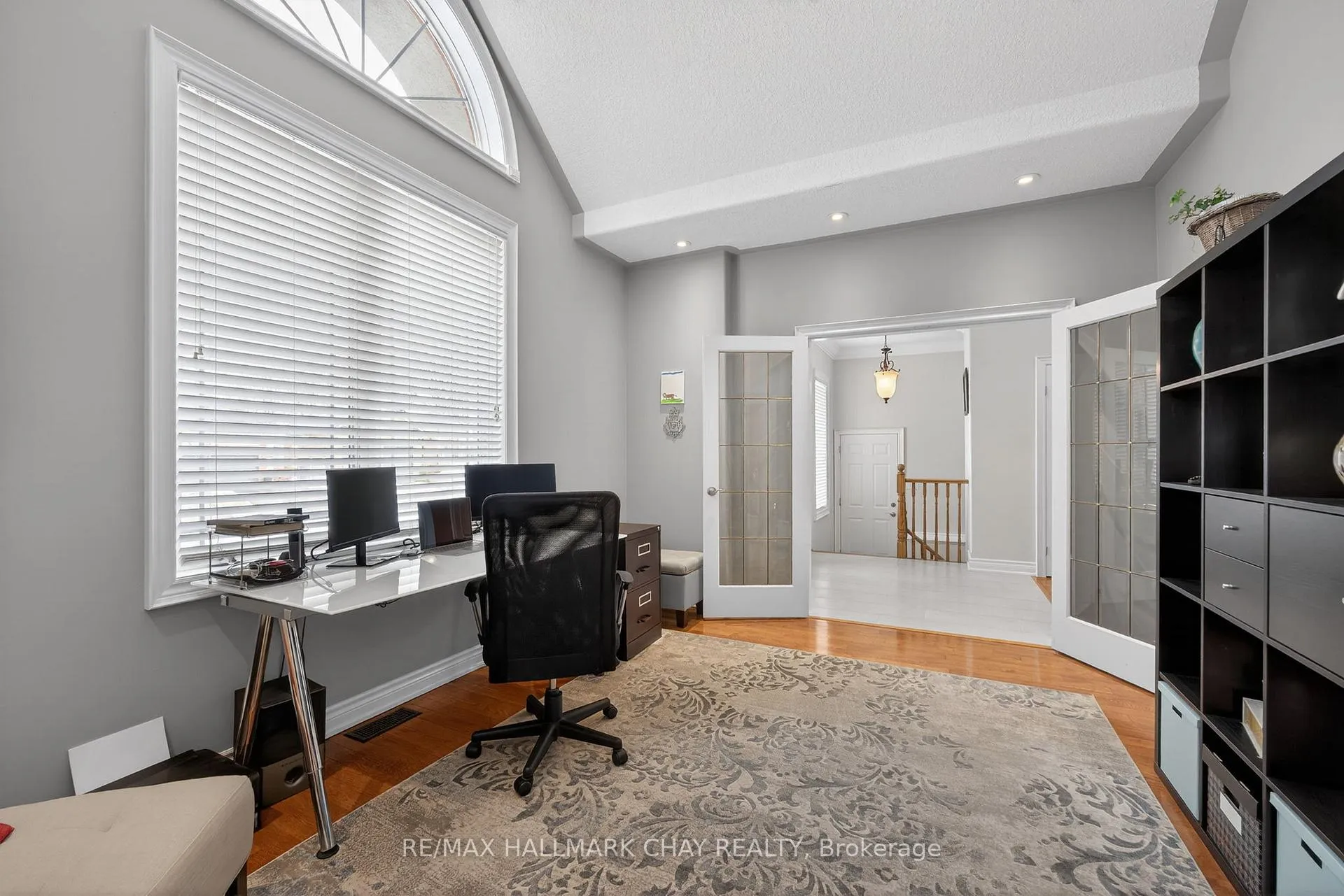 Photo 14 of 18 Cumming Drive, Barrie, Ardagh — HOMEH