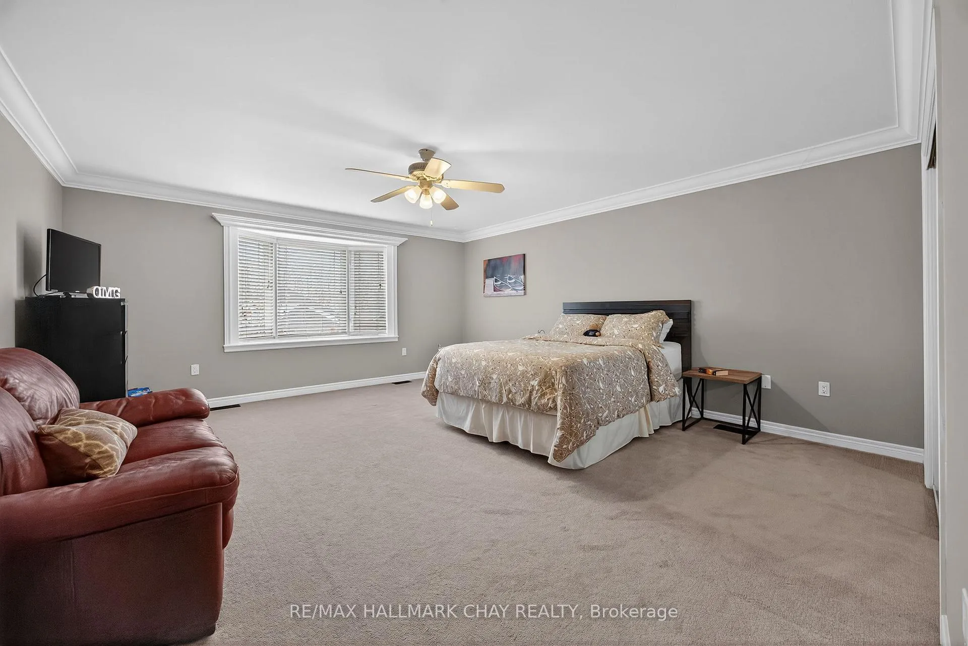 Photo 23 of 18 Cumming Drive, Barrie, Ardagh — HOMEH