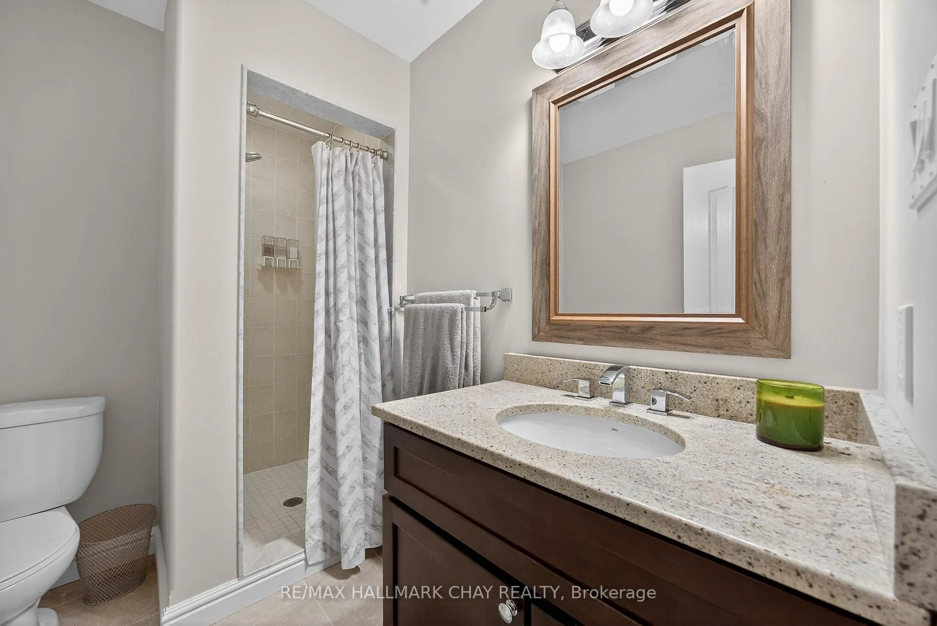 Photo 24 of 18 Cumming Drive, Barrie, Ardagh — HOMEH