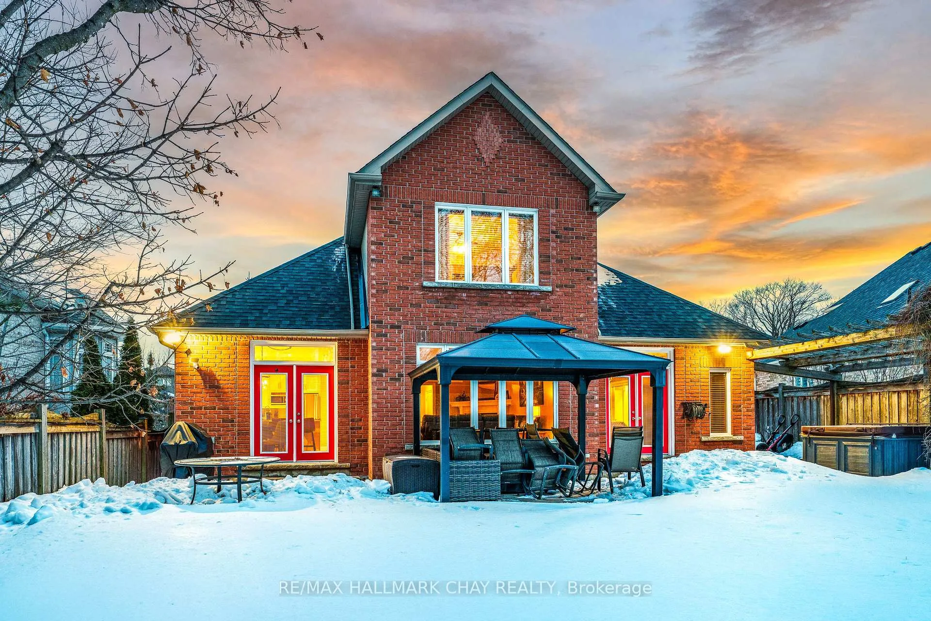Photo 33 of 18 Cumming Drive, Barrie, Ardagh — HOMEH