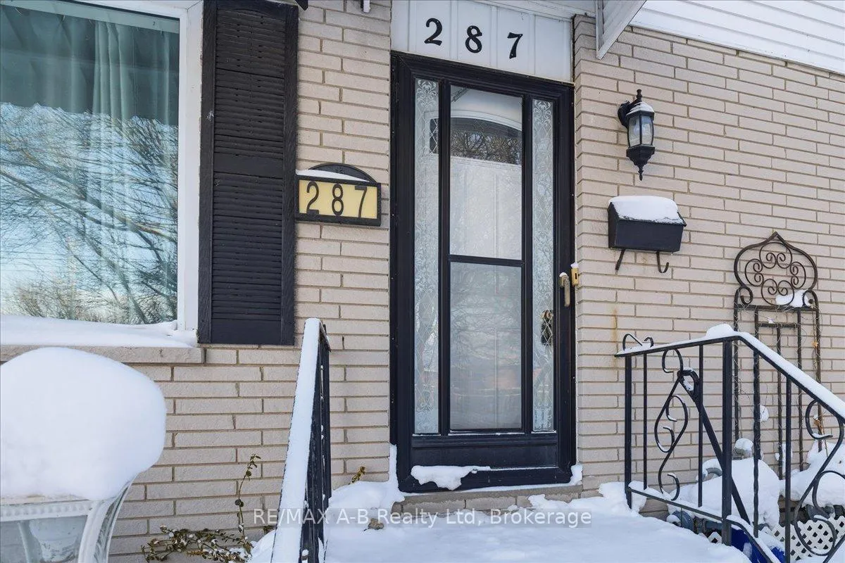 Photo 5 of 287 Front Street, Stratford — HOMEH