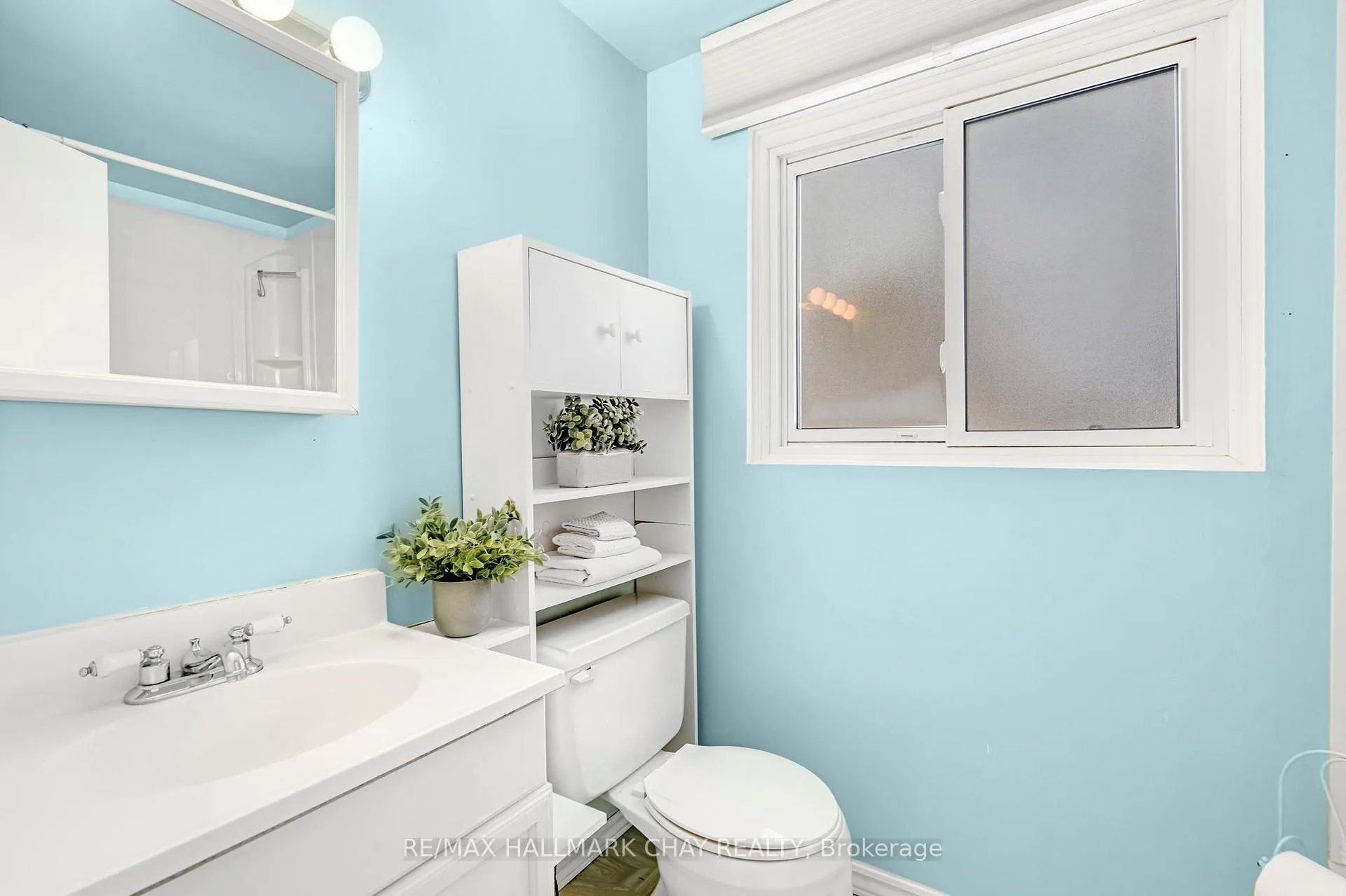 Photo 19 of 28 Wilde Place, Barrie, Letitia Heights — HOMEH