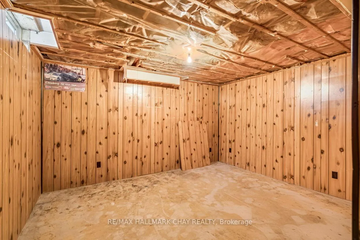 Photo 30 of 28 Wilde Place, Barrie, Letitia Heights — HOMEH