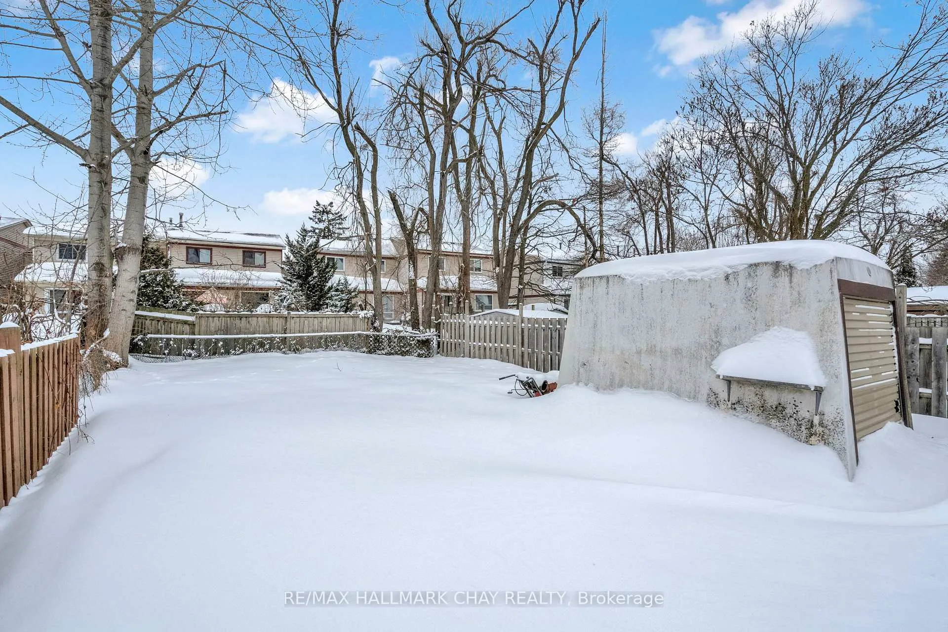 Photo 38 of 28 Wilde Place, Barrie, Letitia Heights — HOMEH