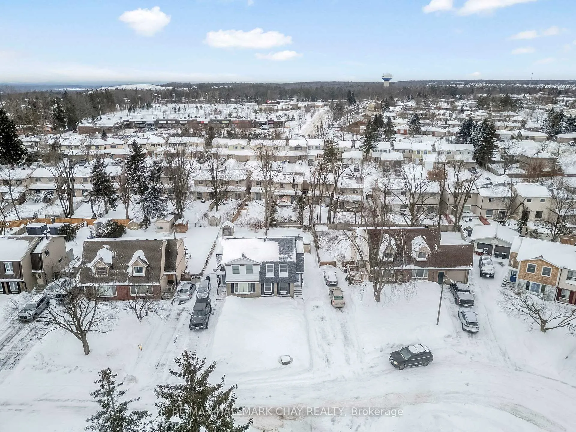 Photo 40 of 28 Wilde Place, Barrie, Letitia Heights — HOMEH