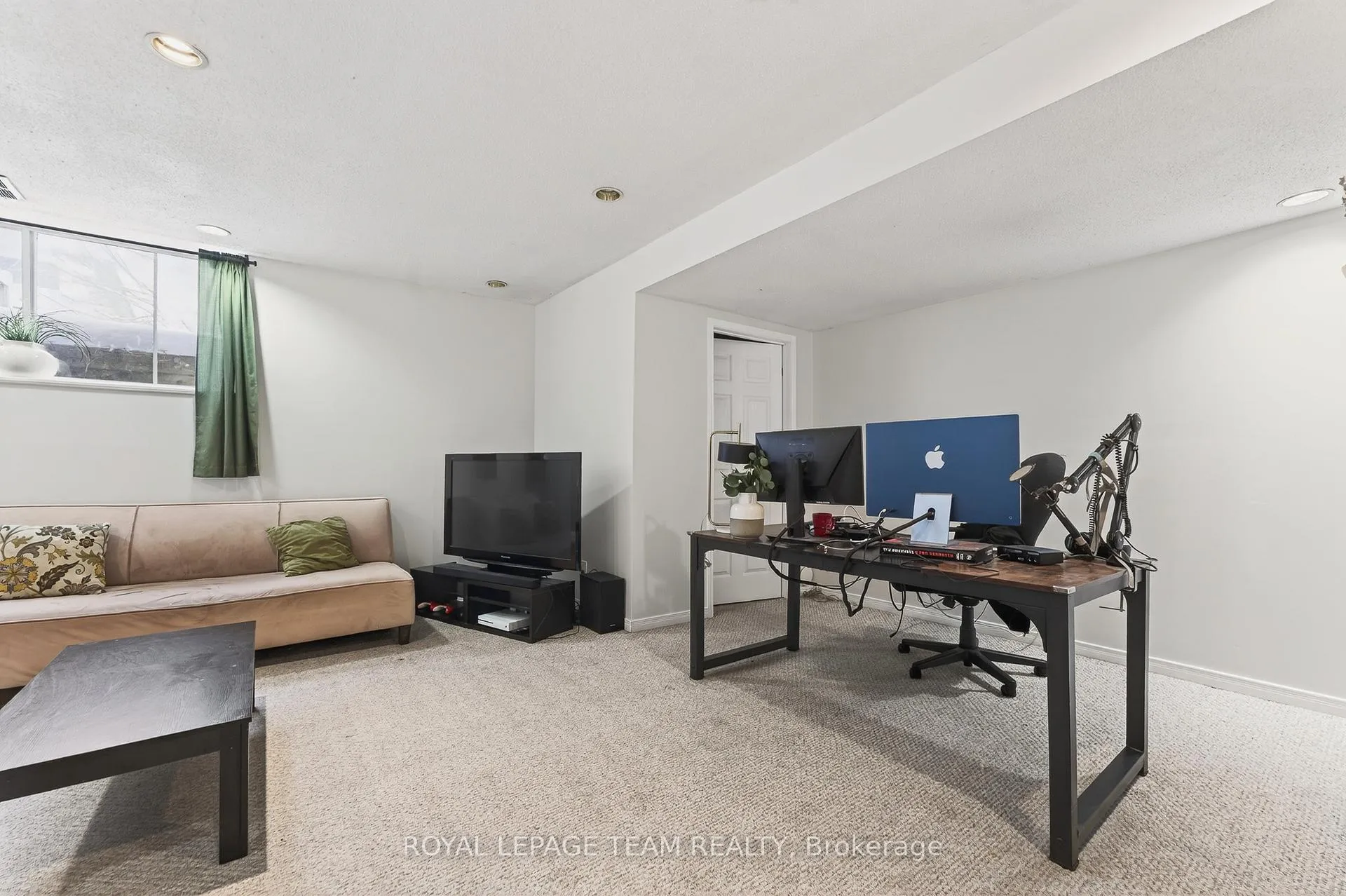 Photo 42 of 37 Flowertree Crescent, Ottawa, Kanata - Emerald Meadows/Trailwest — HOMEH
