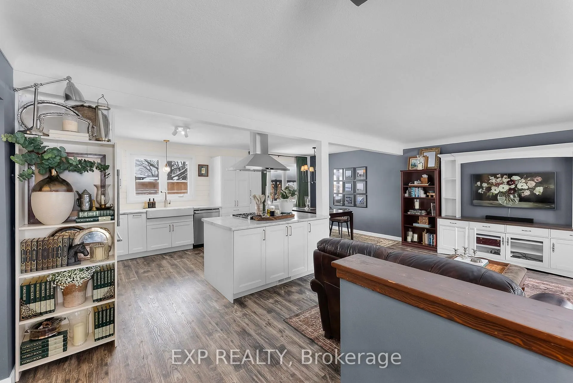 Photo 5 of 6970 Concord Crescent, Niagara Falls, Arad/Fallsview — HOMEH