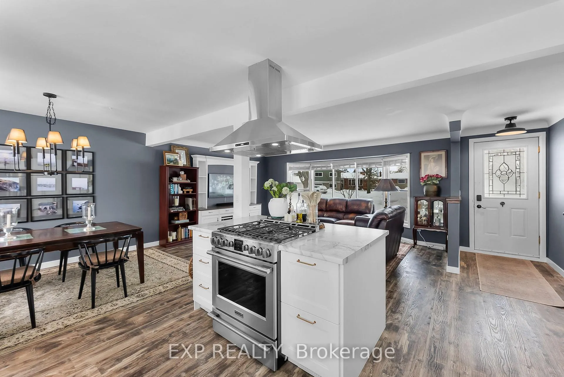 Photo 11 of 6970 Concord Crescent, Niagara Falls, Arad/Fallsview — HOMEH