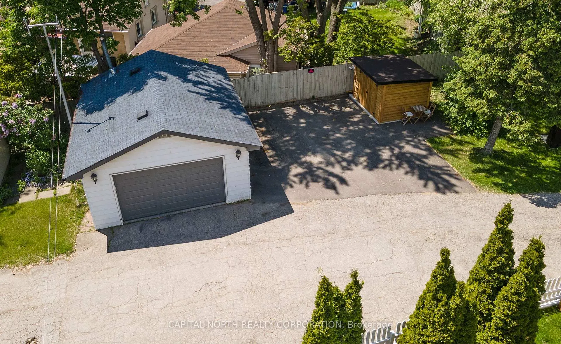 Photo 8 of 8298 Kipling Avenue, Vaughan, West Woodbridge — HOMEH