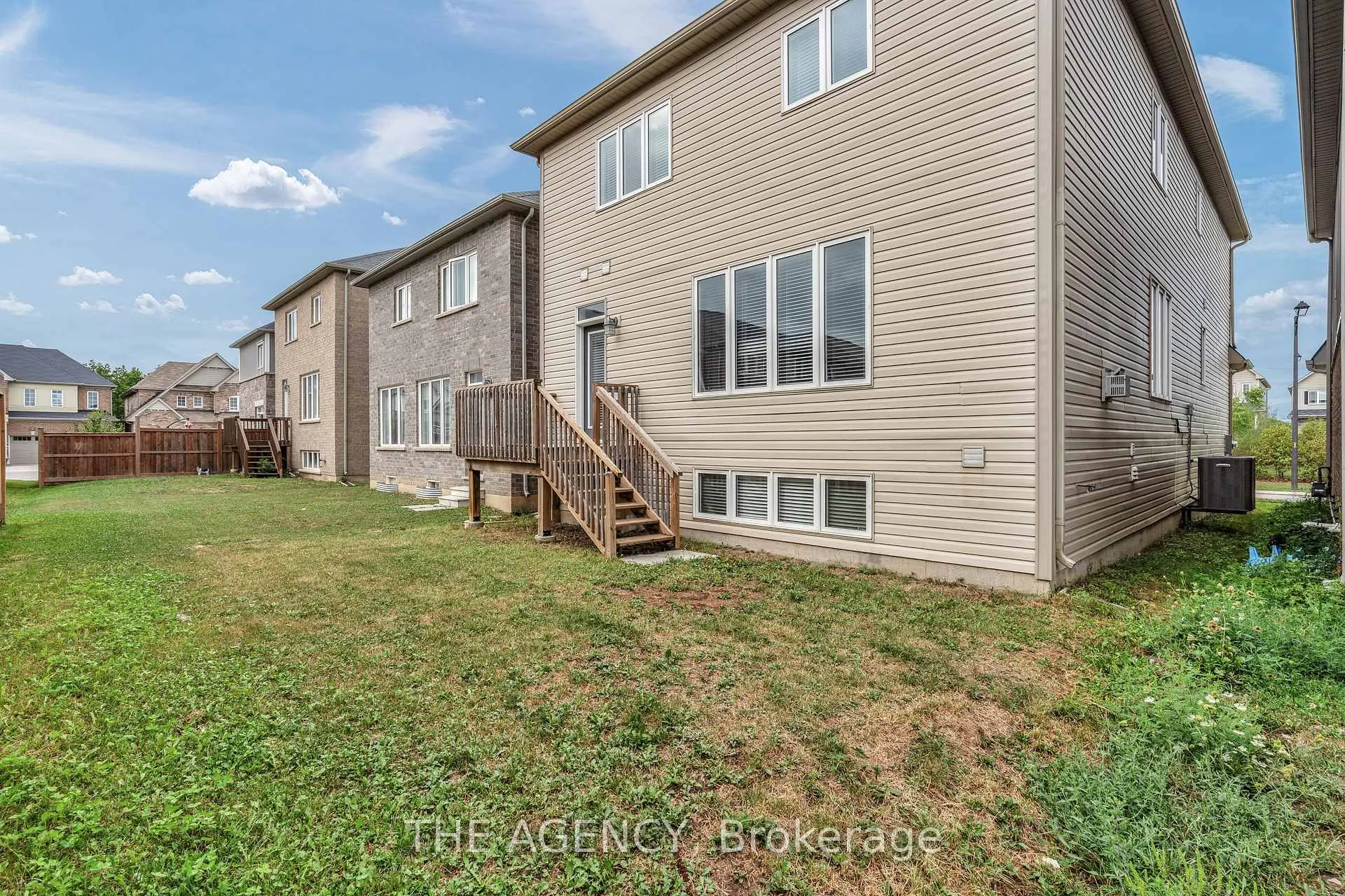 Photo 16 of 223 Thompson Road, Haldimand — HOMEH