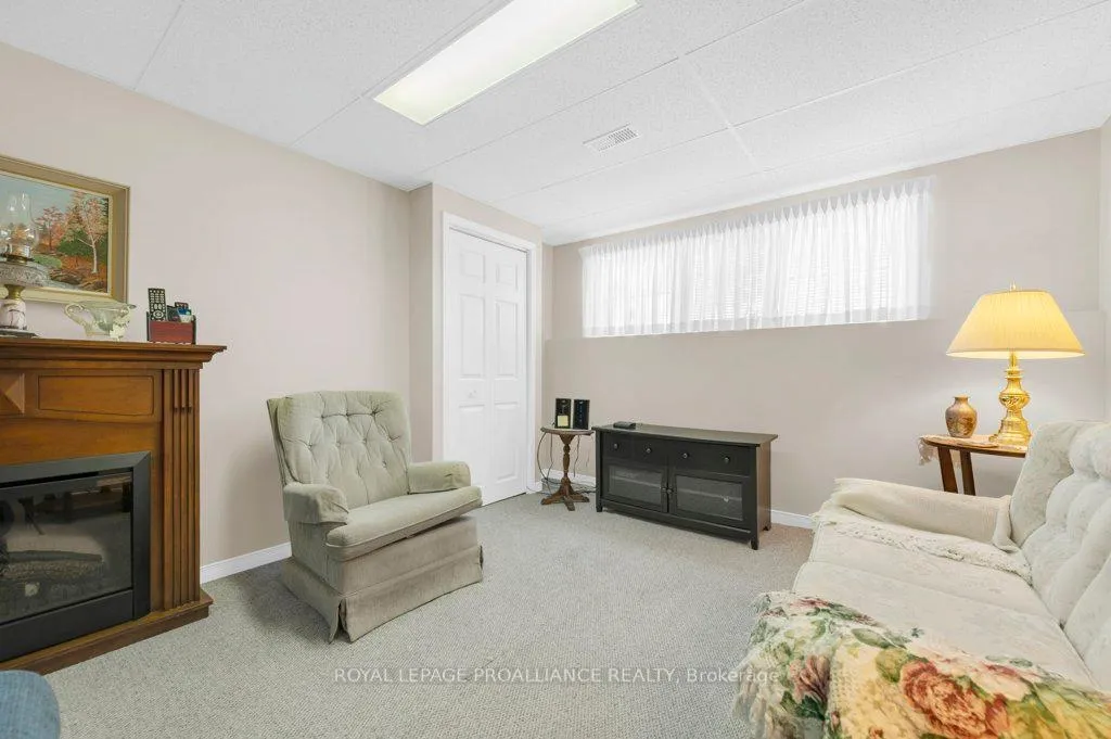Photo 26 of 72 Gilbert Street, Belleville, Belleville Ward — HOMEH