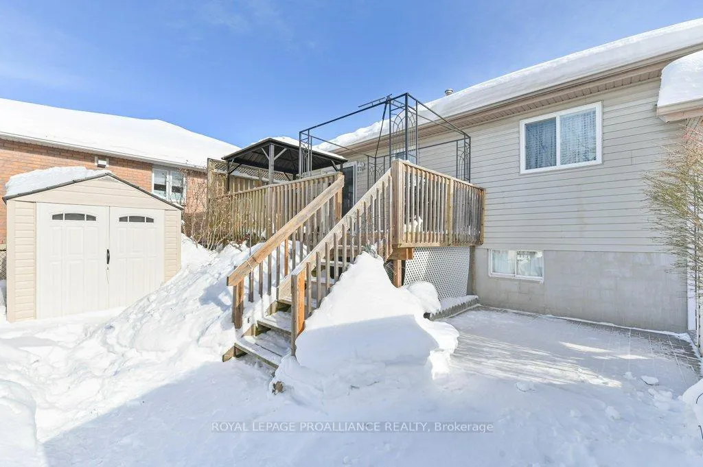Photo 34 of 72 Gilbert Street, Belleville, Belleville Ward — HOMEH