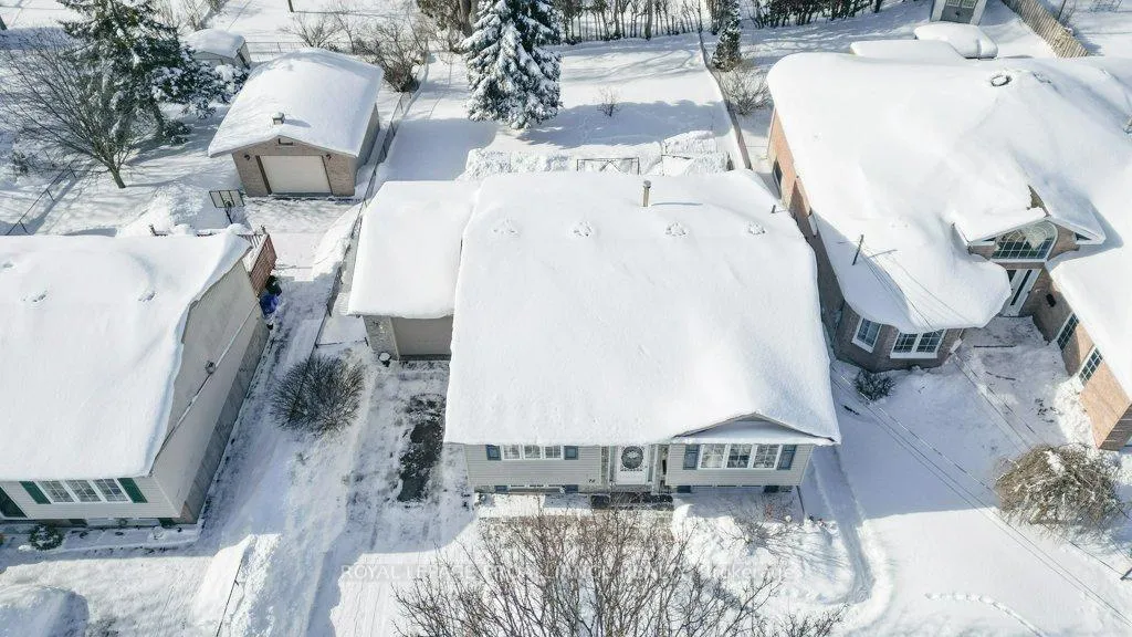 Photo 39 of 72 Gilbert Street, Belleville, Belleville Ward — HOMEH