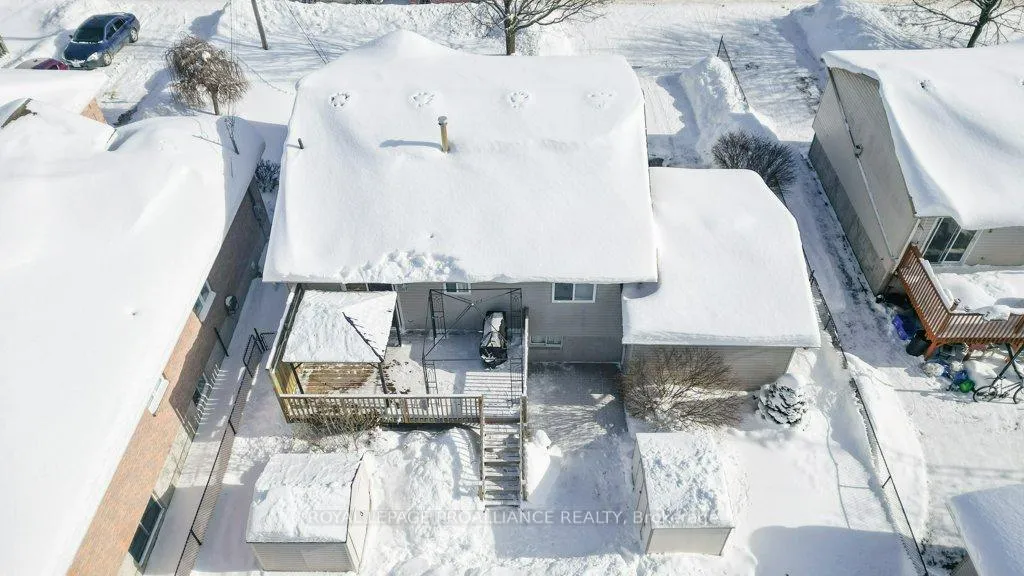 Photo 44 of 72 Gilbert Street, Belleville, Belleville Ward — HOMEH