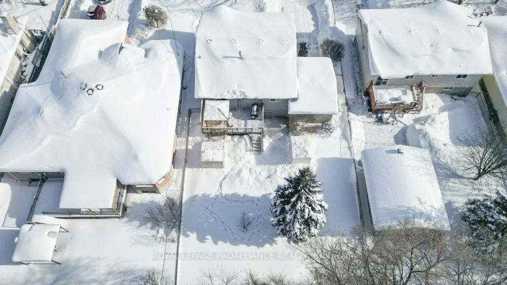 Photo 46 of 72 Gilbert Street, Belleville, Belleville Ward — HOMEH