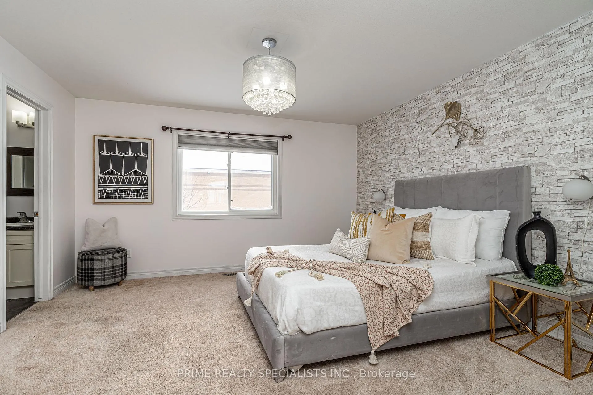 Photo 23 of 8460 Kelsey Crescent, Niagara Falls, Forestview — HOMEH
