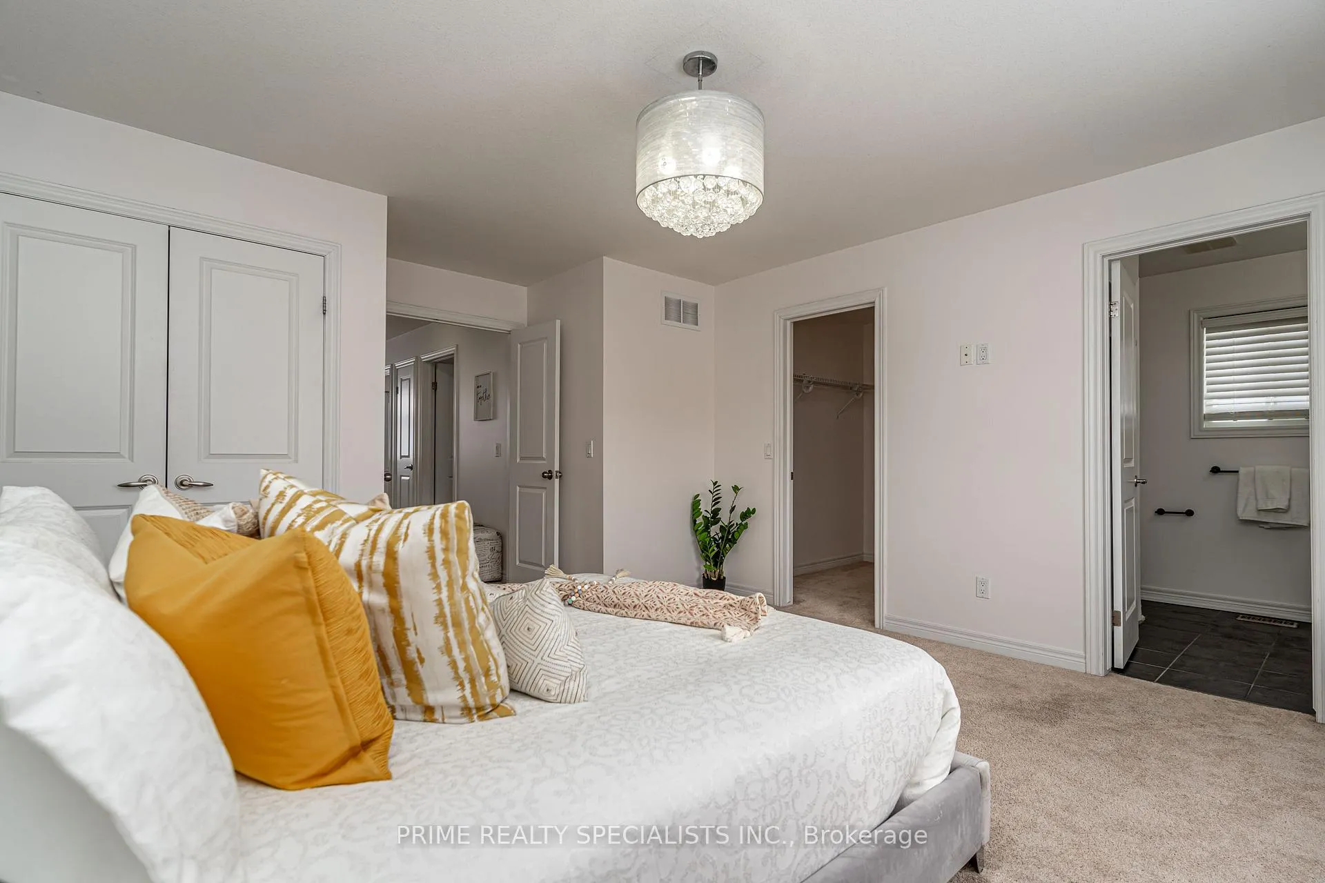 Photo 24 of 8460 Kelsey Crescent, Niagara Falls, Forestview — HOMEH