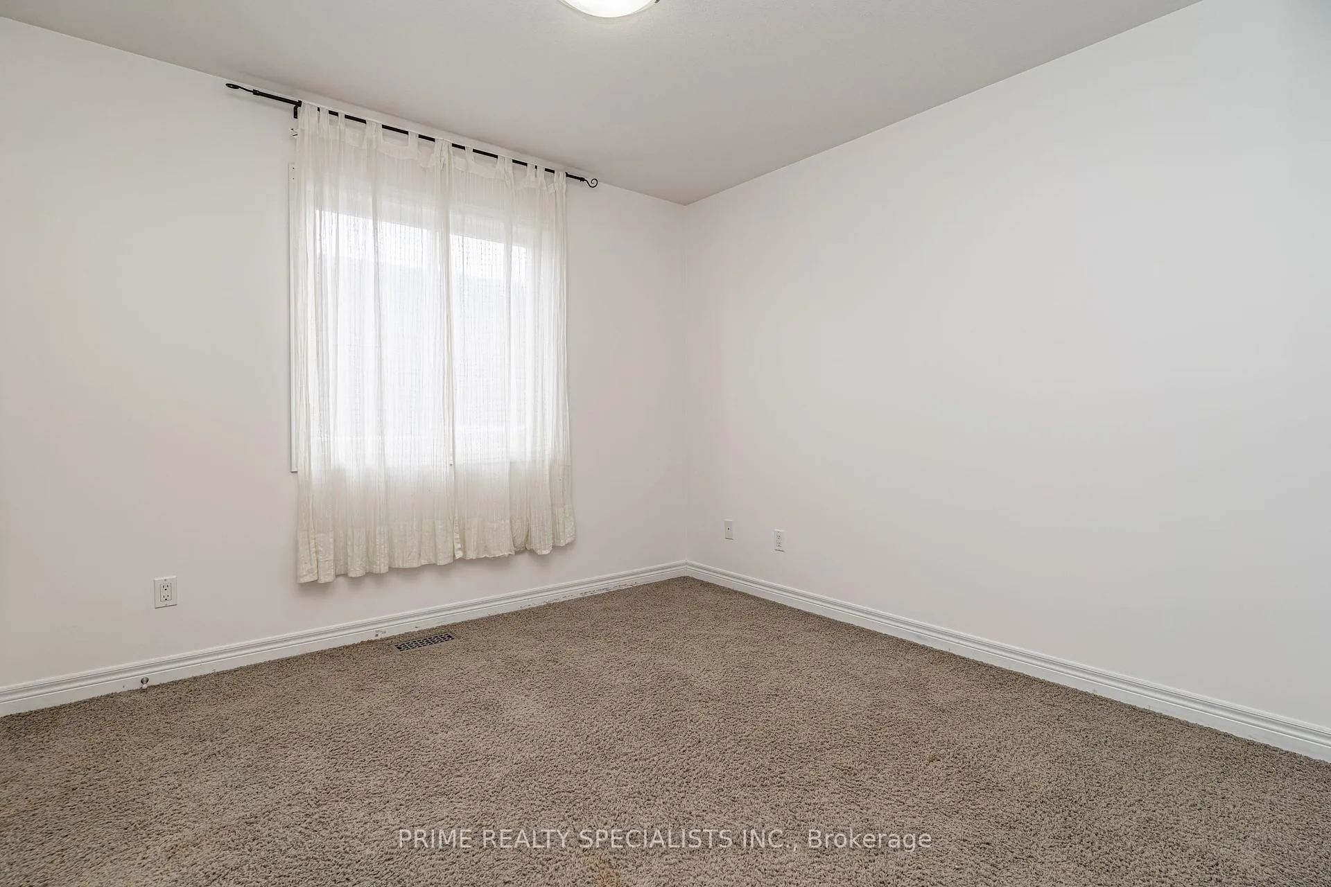Photo 27 of 8460 Kelsey Crescent, Niagara Falls, Forestview — HOMEH