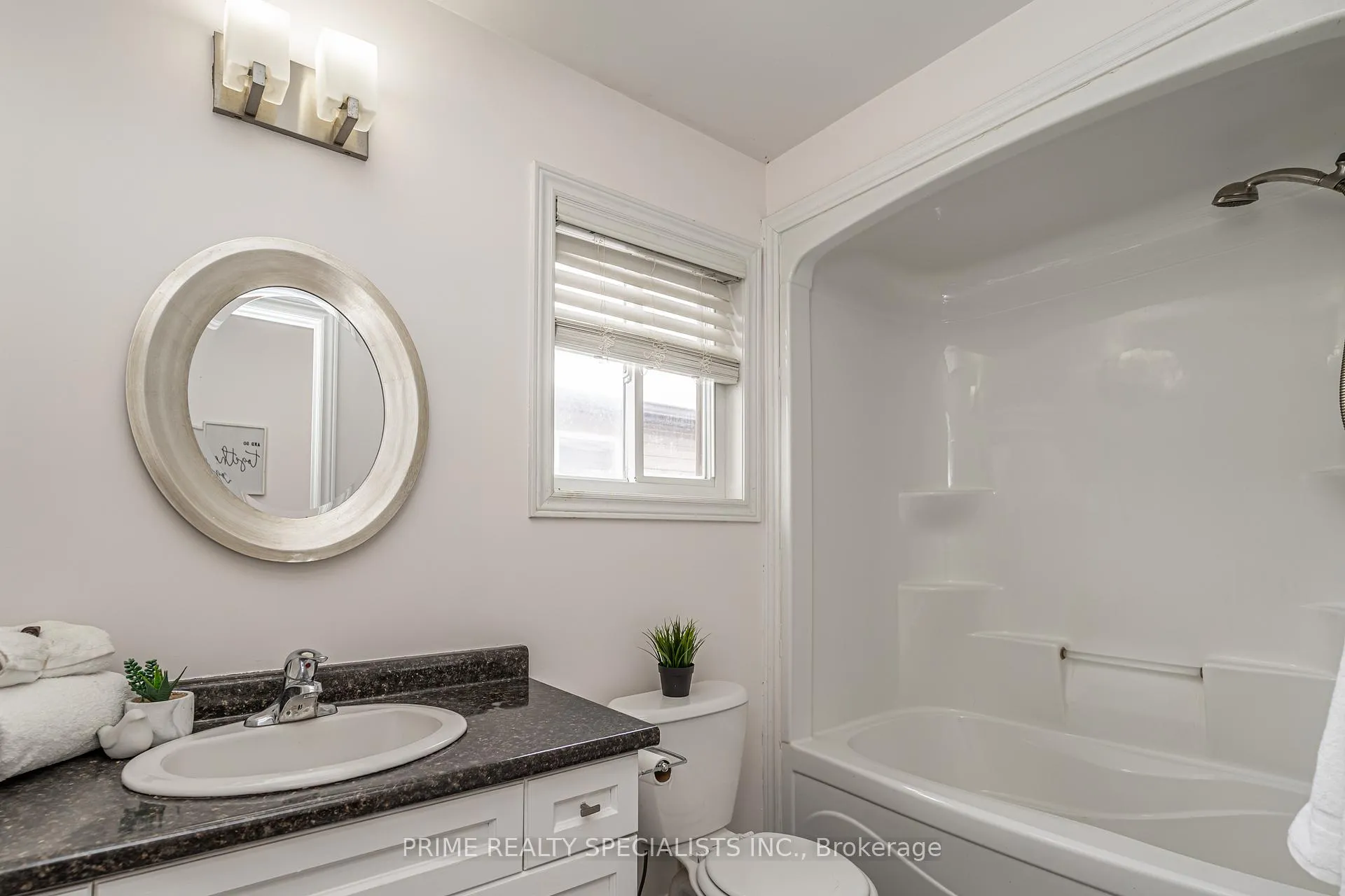 Photo 29 of 8460 Kelsey Crescent, Niagara Falls, Forestview — HOMEH