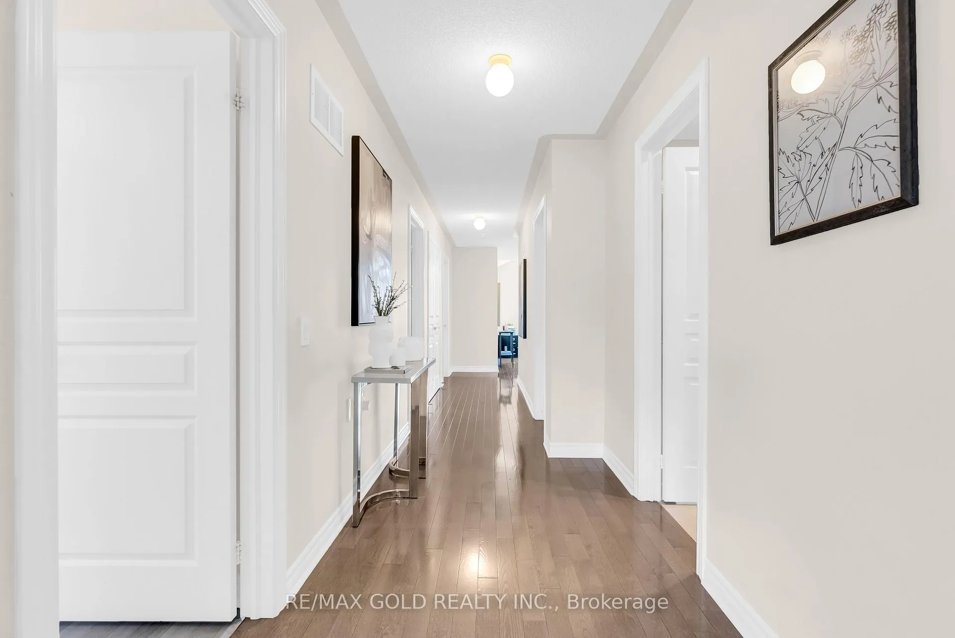 Photo 16 of 25 Newhouse Boulevard, Caledon, Rural Caledon — HOMEH