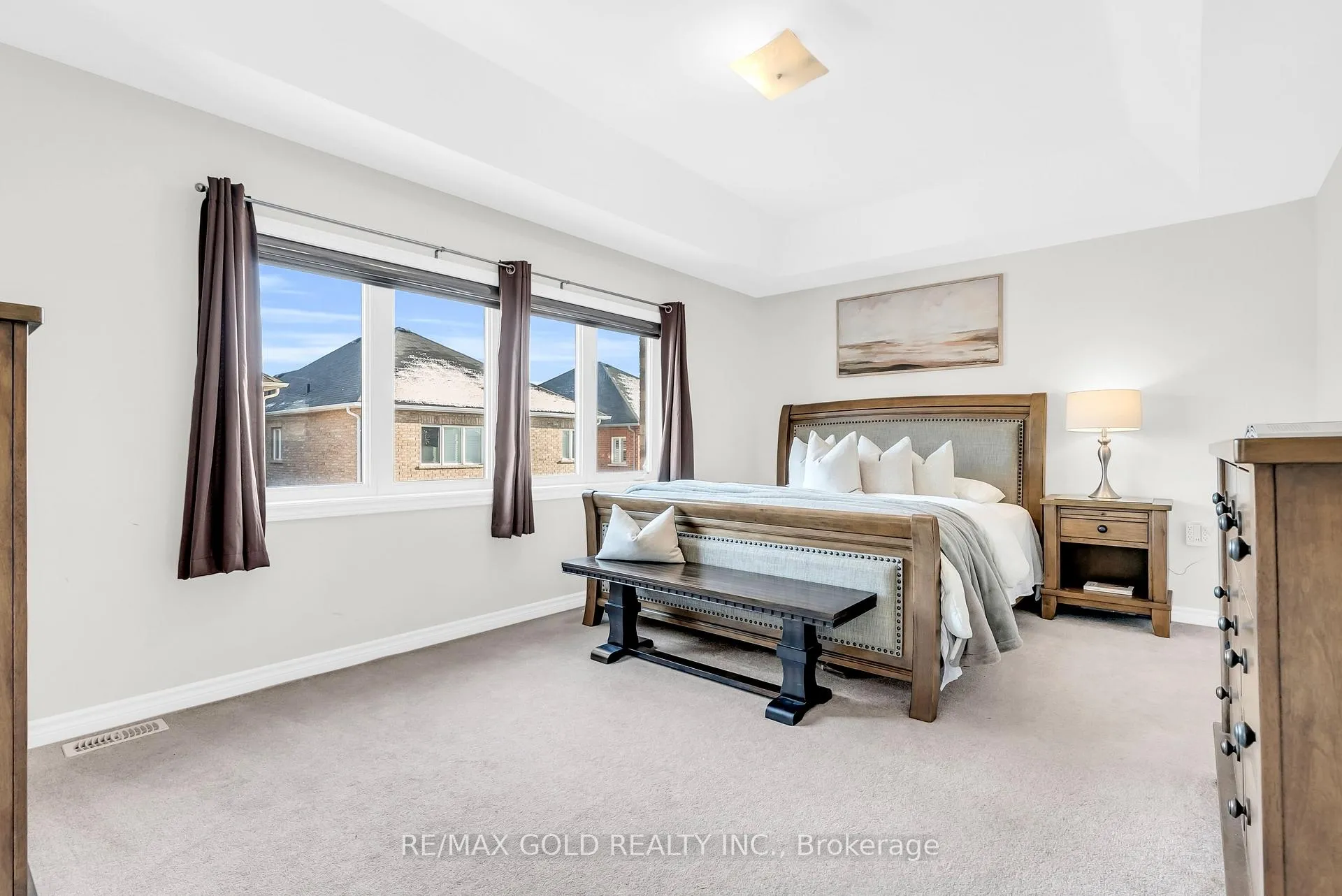Photo 17 of 25 Newhouse Boulevard, Caledon, Rural Caledon — HOMEH