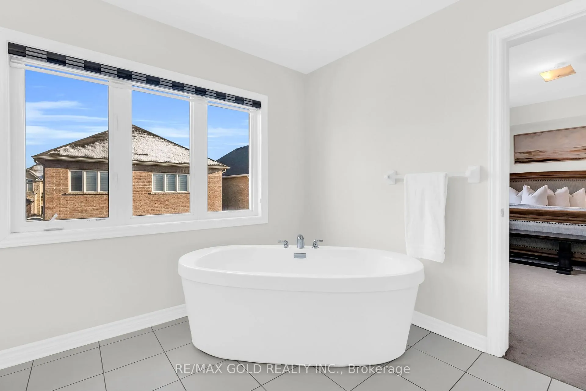 Photo 20 of 25 Newhouse Boulevard, Caledon, Rural Caledon — HOMEH