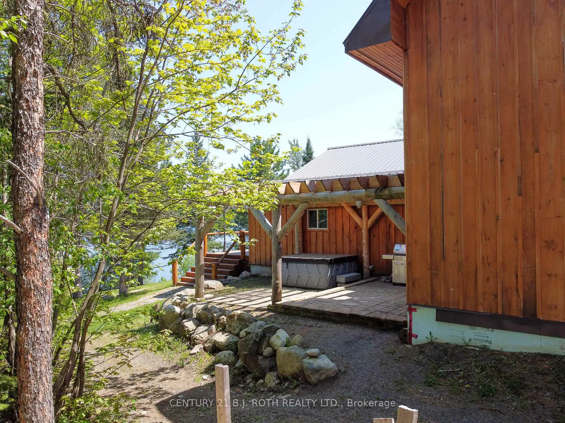 Photo 5 of 59 White Bear Court, Temagami — HOMEH