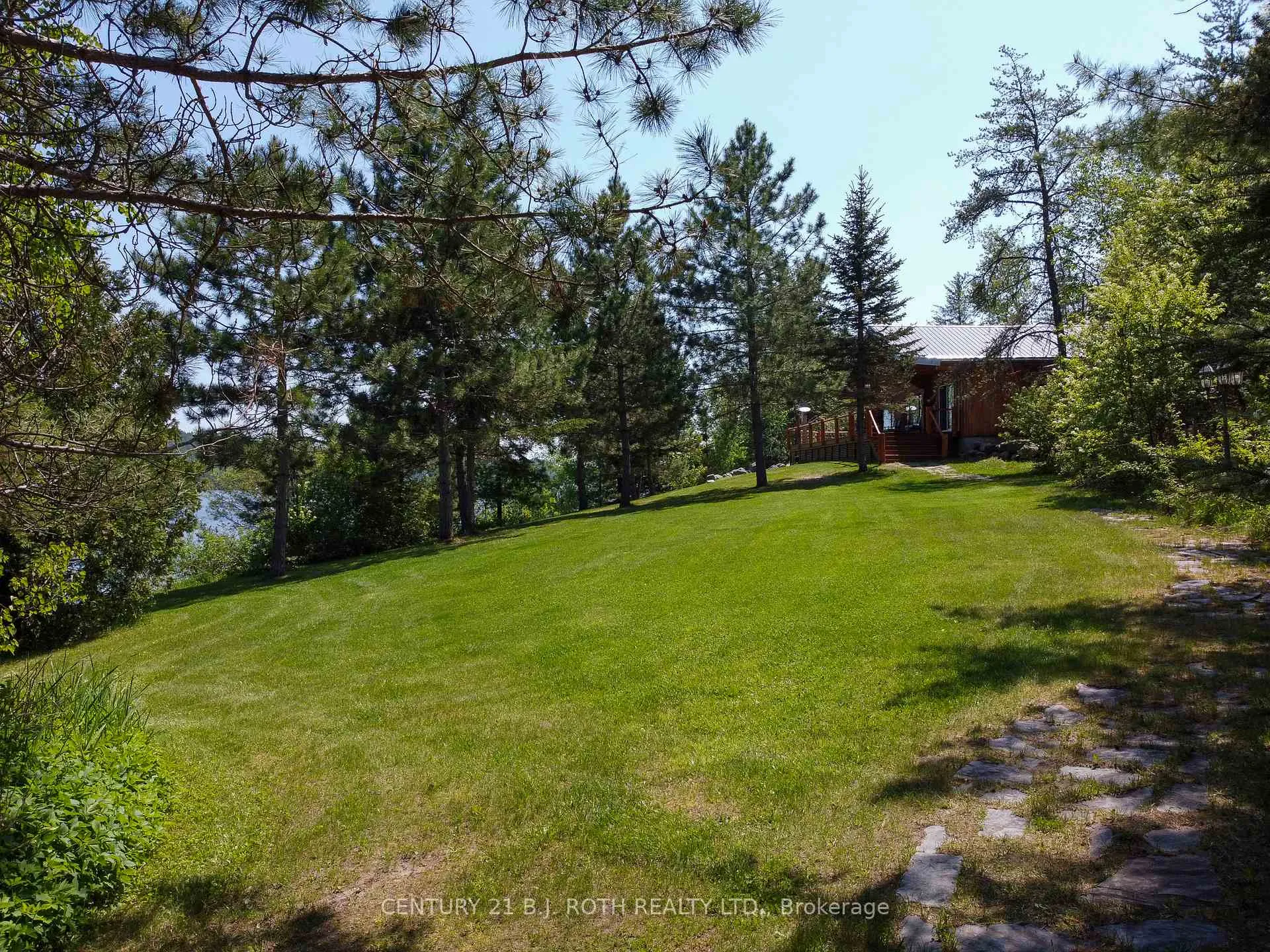 Photo 7 of 59 White Bear Court, Temagami — HOMEH