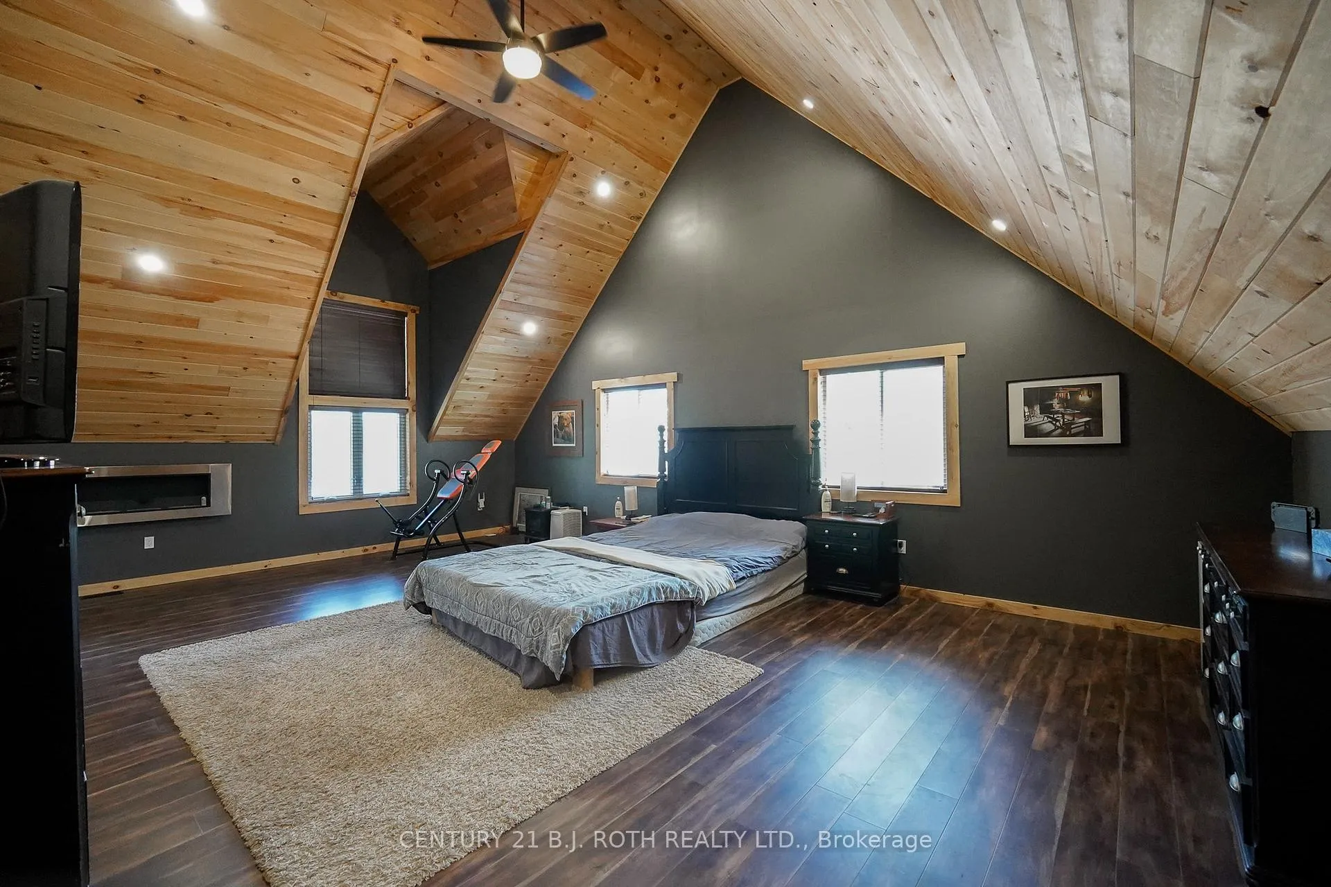 Photo 23 of 59 White Bear Court, Temagami — HOMEH