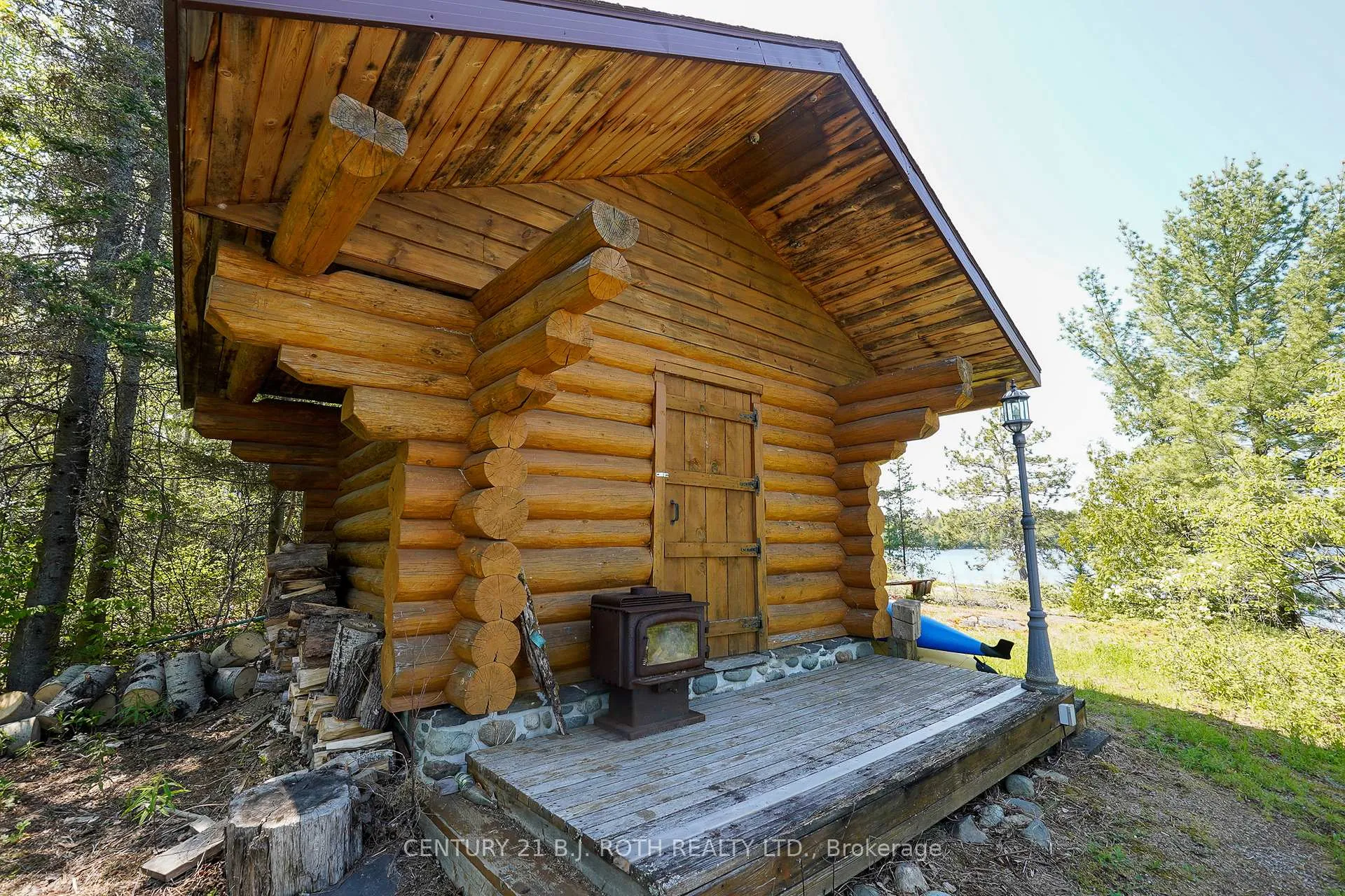 Photo 35 of 59 White Bear Court, Temagami — HOMEH