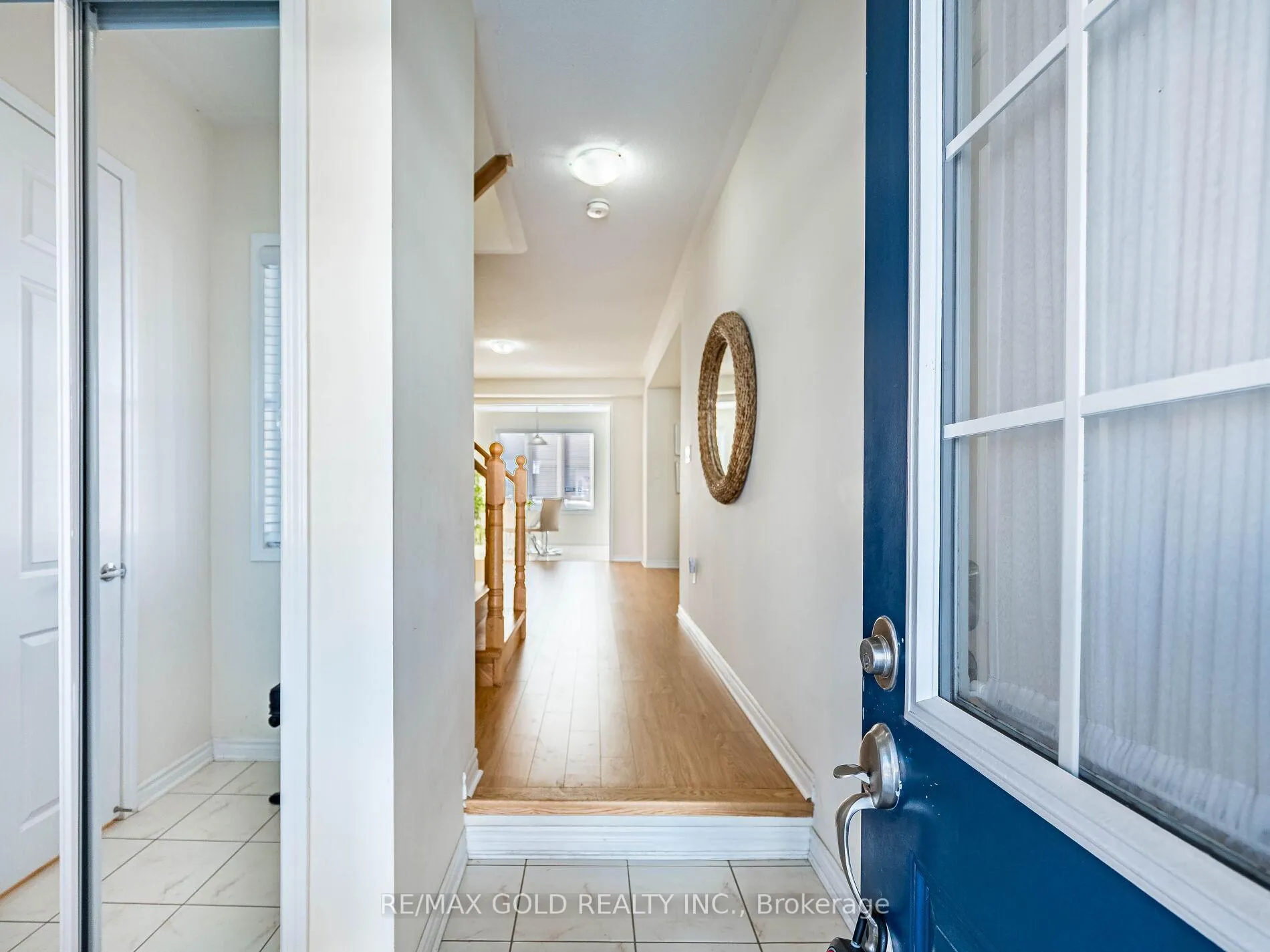 Photo 3 of 520 Edenbrook Hill Drive, Brampton, Northwest Brampton — HOMEH