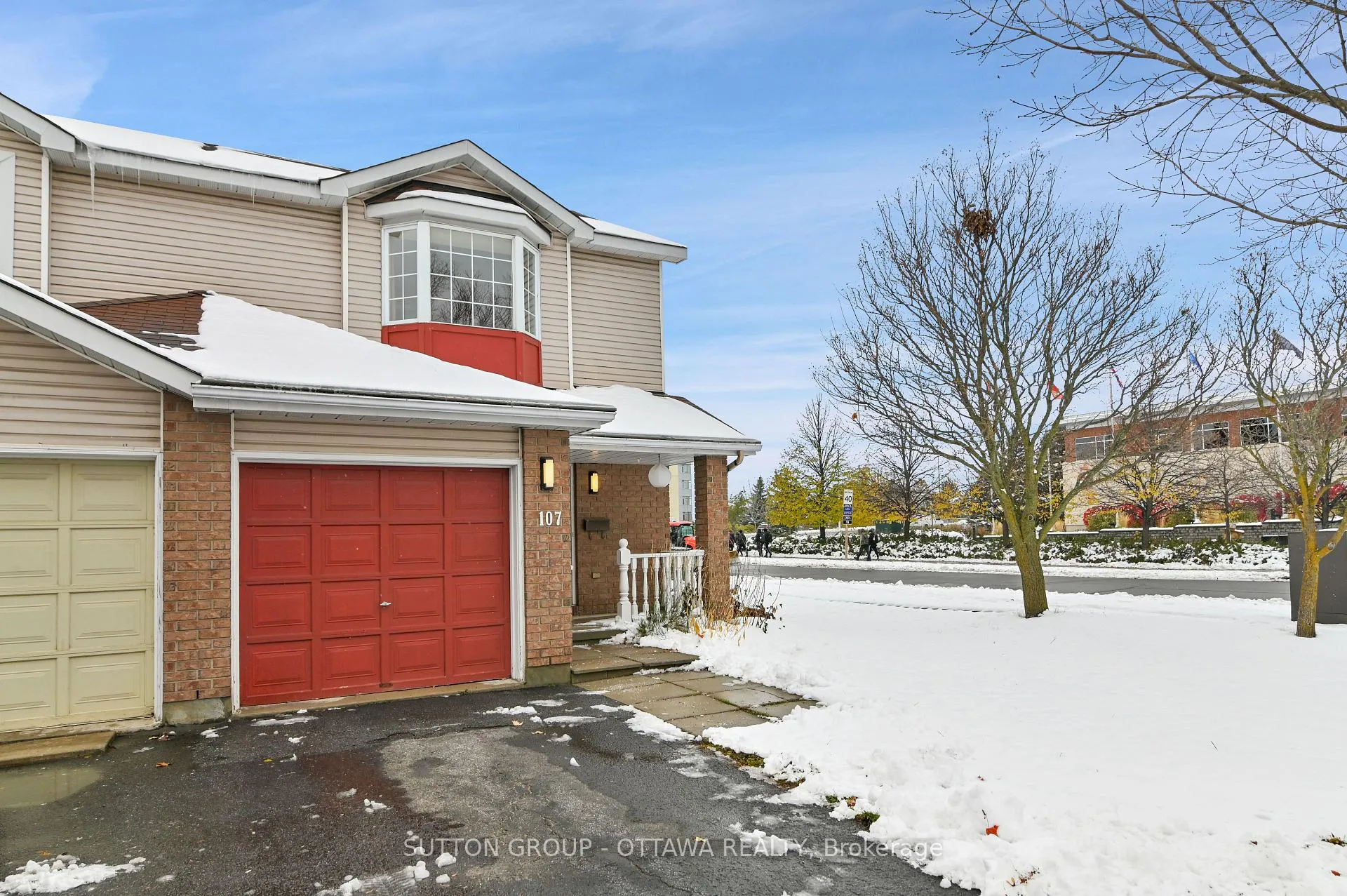 Photo 2 of 107 Jackman Terrace, Ottawa, Kanata - Katimavik — HOMEH