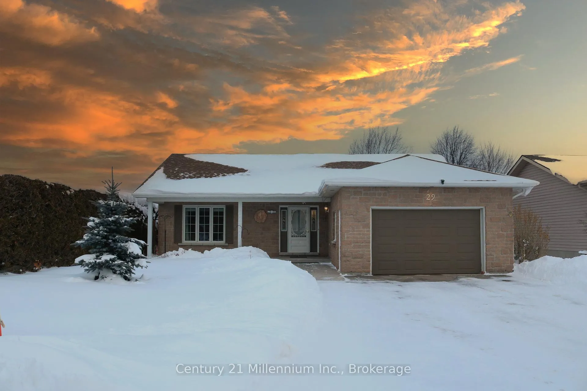Photo 2 of 29 Ridge Creek Drive, Meaford — HOMEH