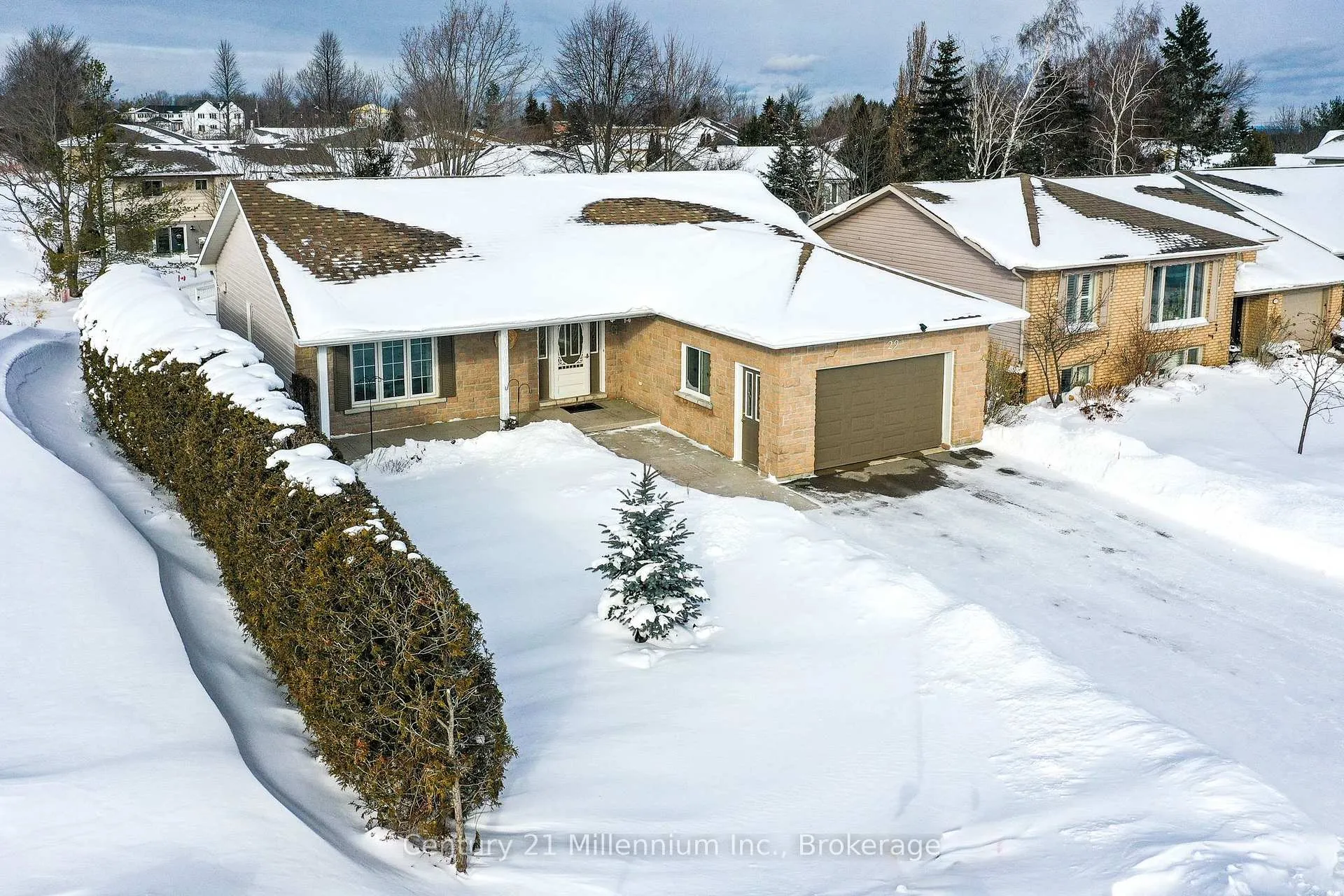 Photo 4 of 29 Ridge Creek Drive, Meaford — HOMEH